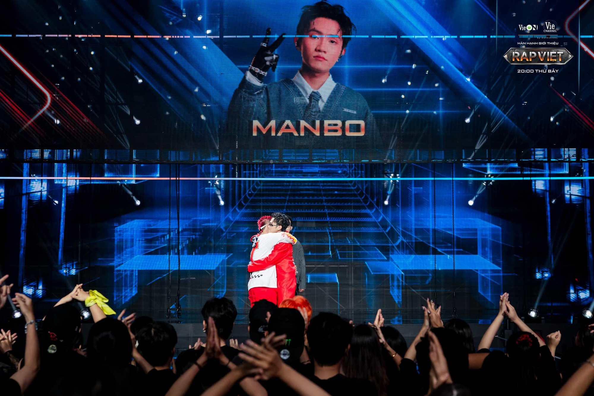 Ngôi vị Quý quân Rap Việt chưa giúp Manbo thay đổi sự nghiệp.
