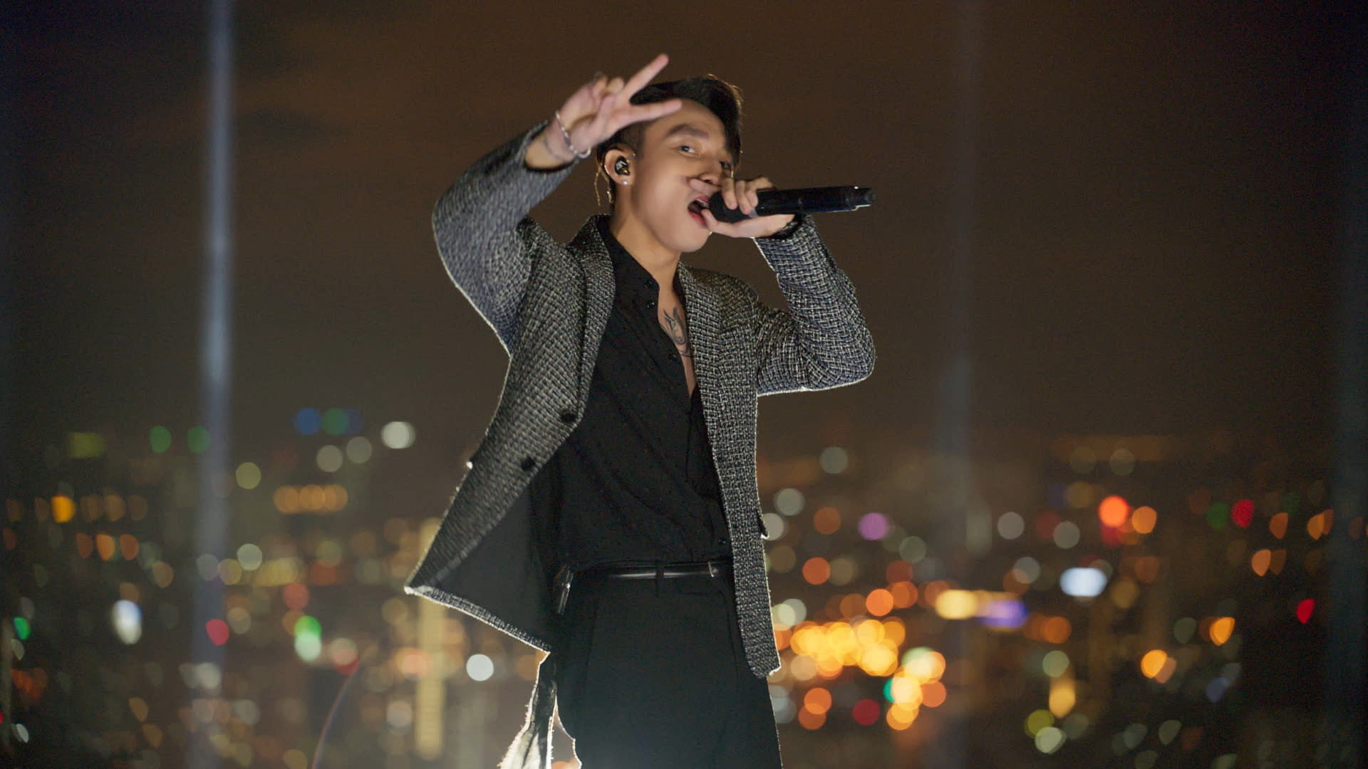 Những lần Sơn Tùng diễn cho show nhãn hàng có cát-xê rất cao.