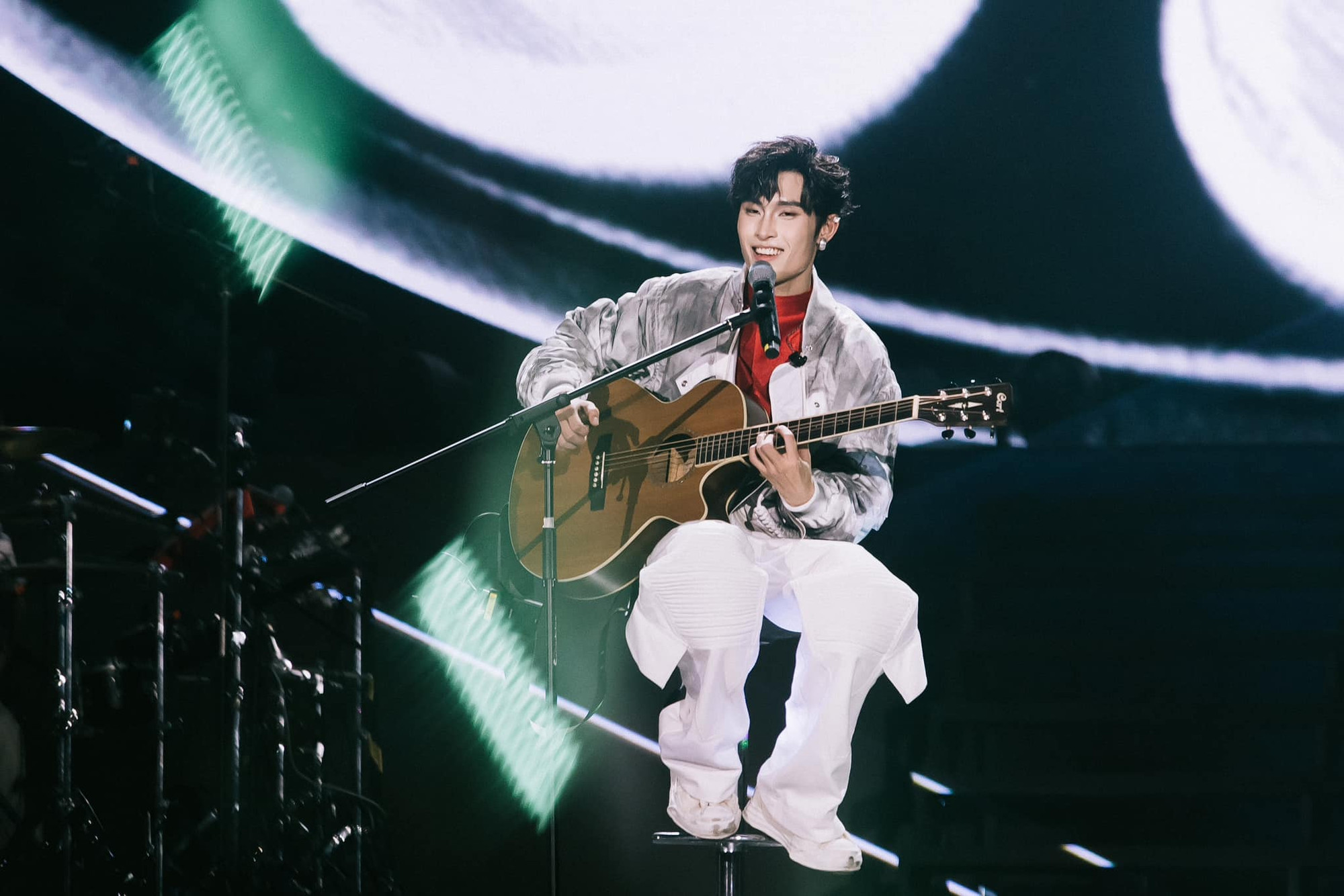 Wren Evans đang hưởng lợi nhờ TikTok. Wren Evans đang hưởng lợi nhờ TikTok.