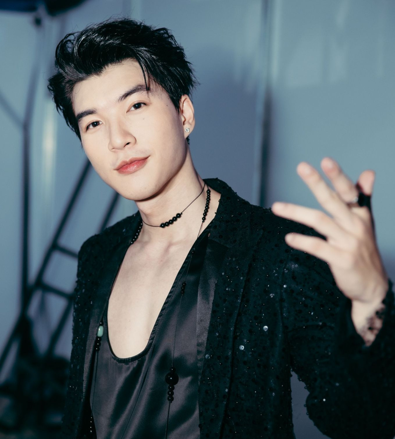 Hieuthuhai có gây bất ngờ trước một loạt cơn sốt âm nhạc?