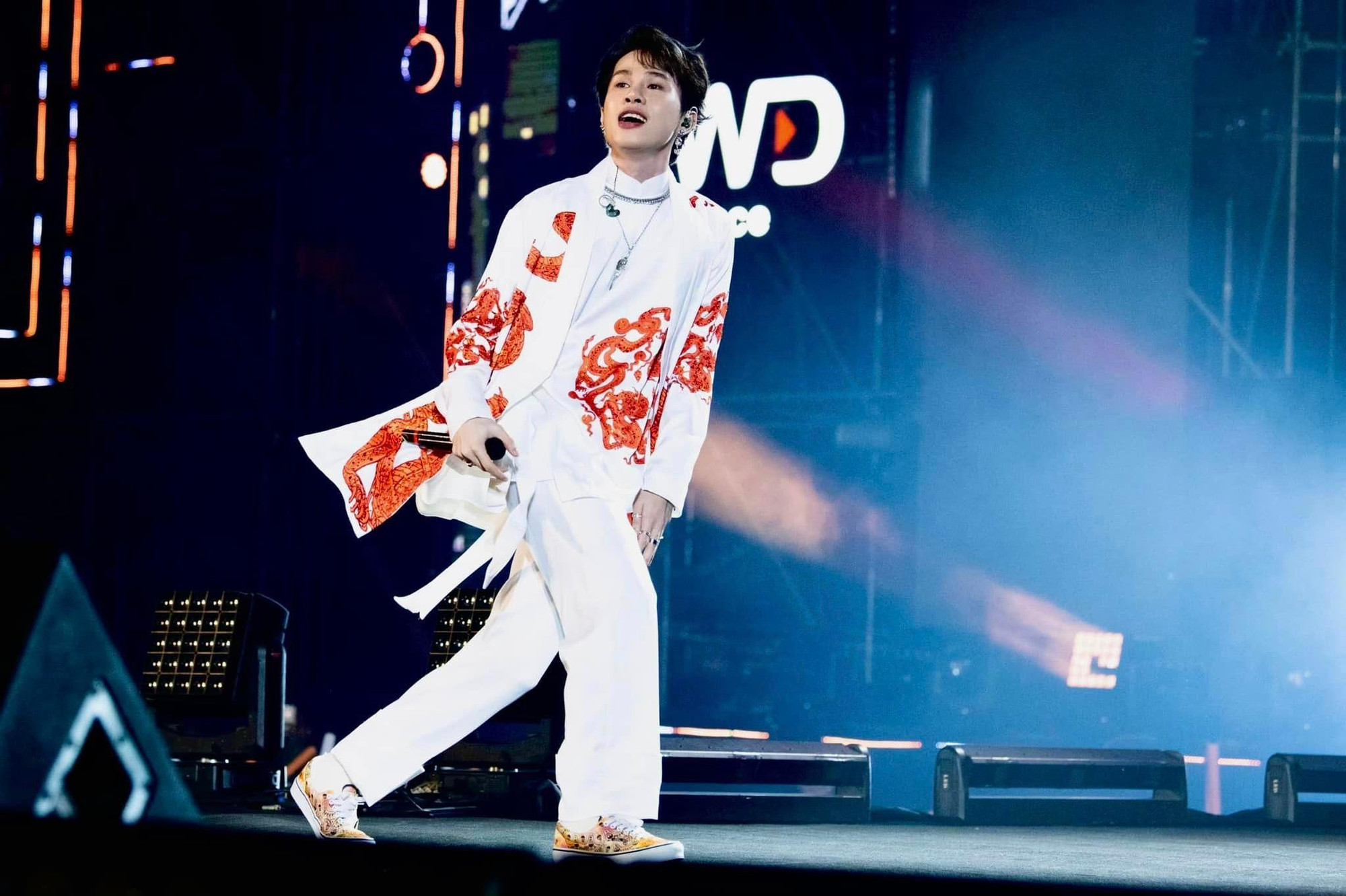 Jack thay đổi quá nhiều, dẫn đến sự nghiệp liên tục xáo trộn trong 2 năm qua.