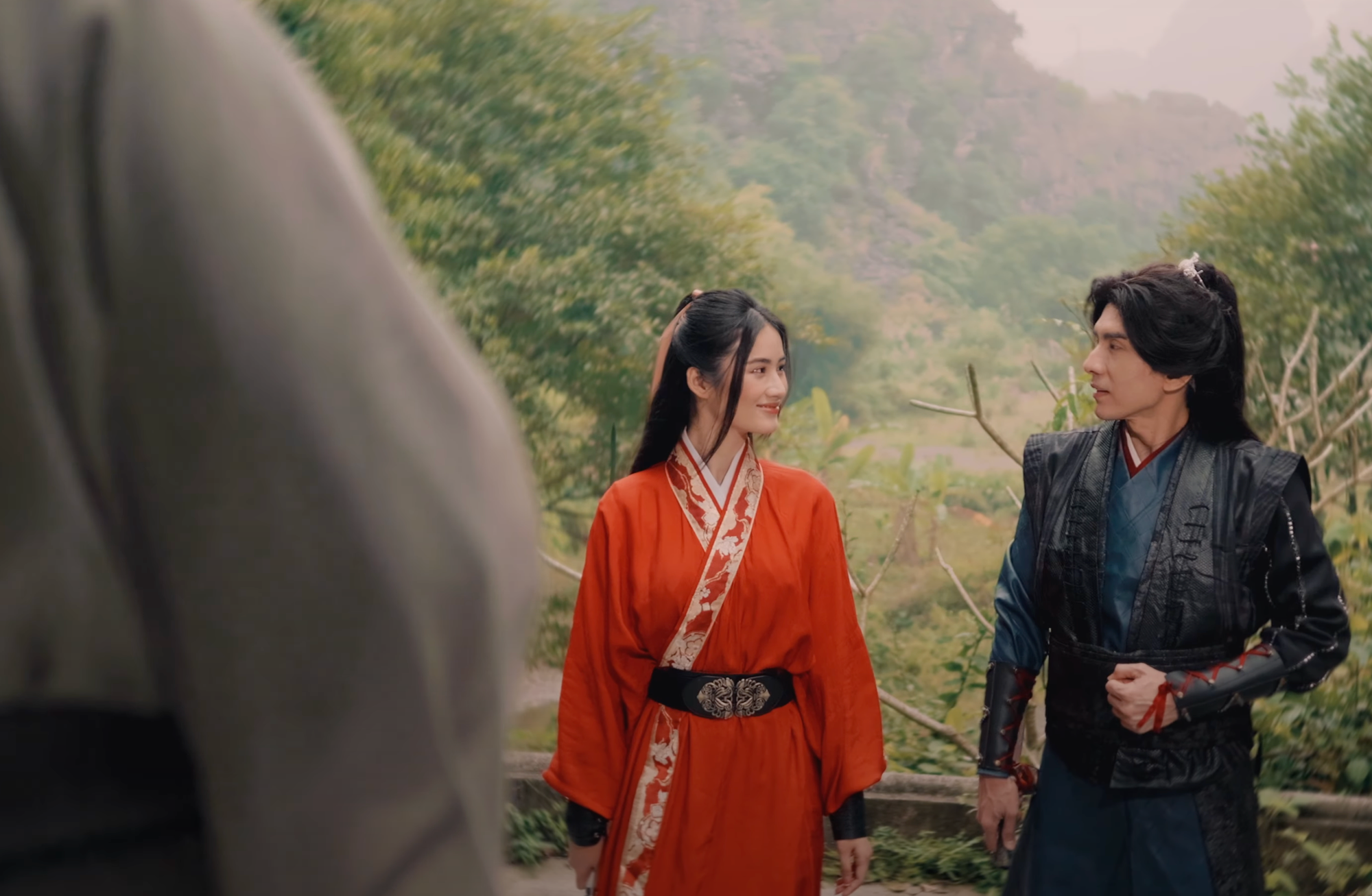 Đan Trường trở lại với MV sở trường màu sắc cổ trang.