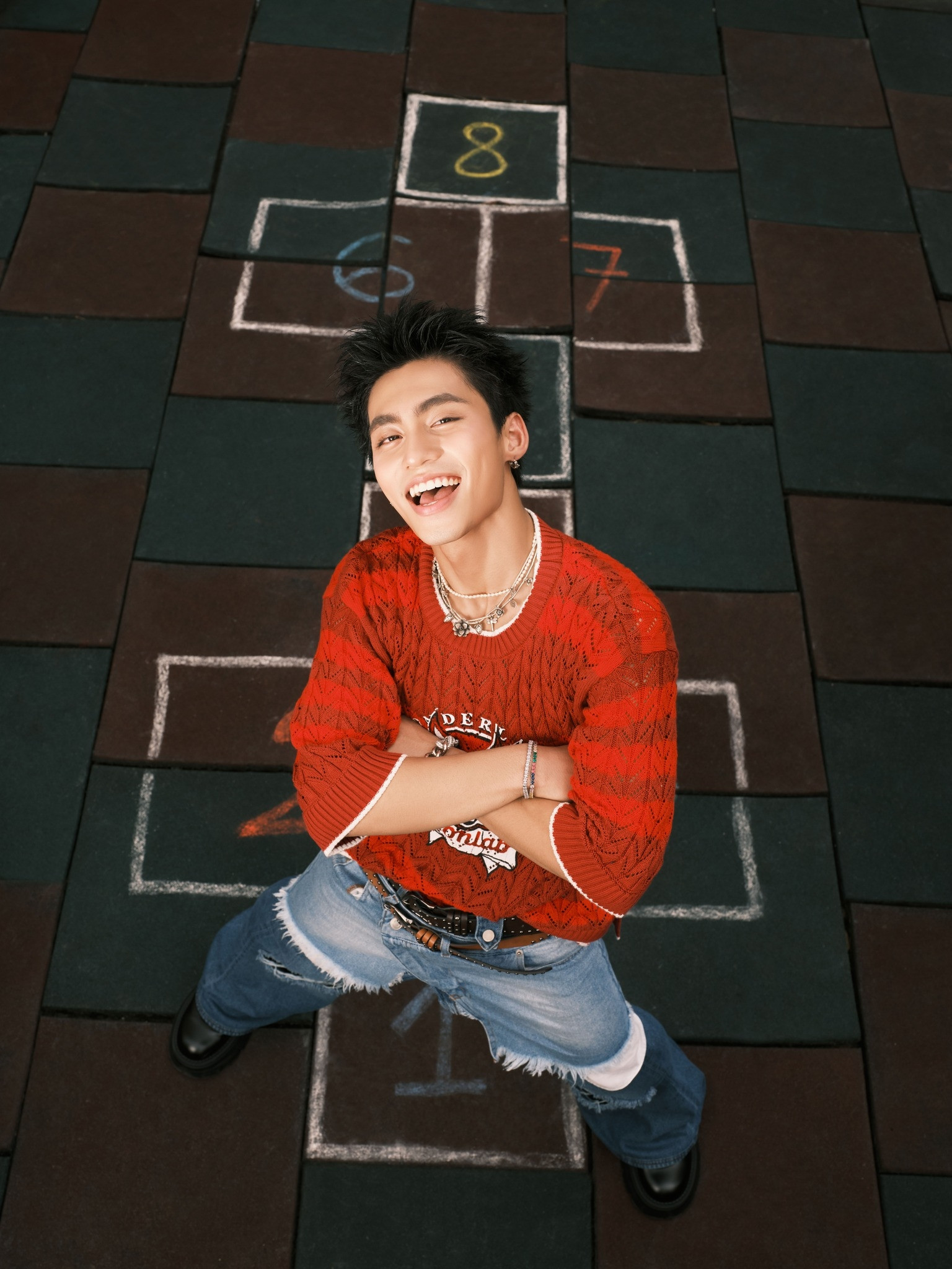 Mono không gặt hái thành tích tốt ở EP mới. Mono không gặt hái thành tích tốt ở EP mới.