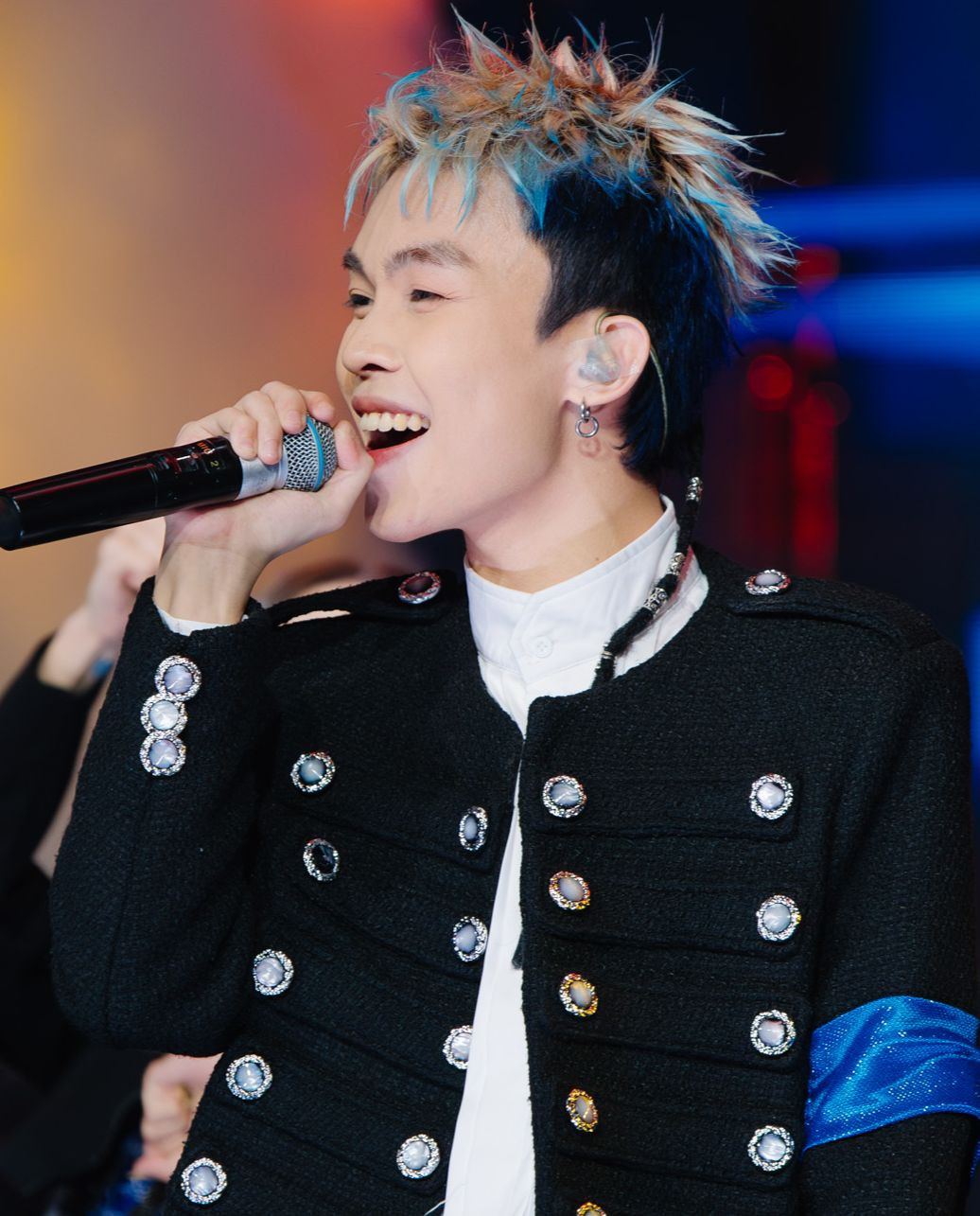 Dangrangto tỏa sáng ở Rap Việt trước khi bỏ thi.