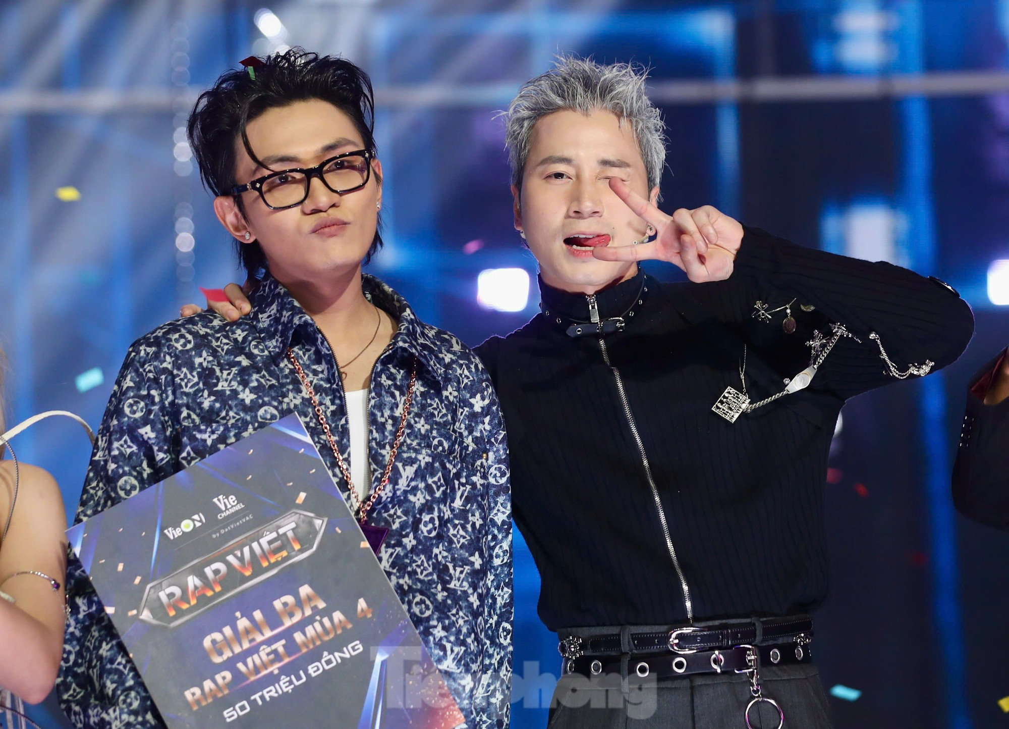 Karik không thể tạo bất ngờ với Manbo. Ảnh: Duy Anh. Karik không thể tạo bất ngờ với Manbo. Ảnh: Duy Anh.