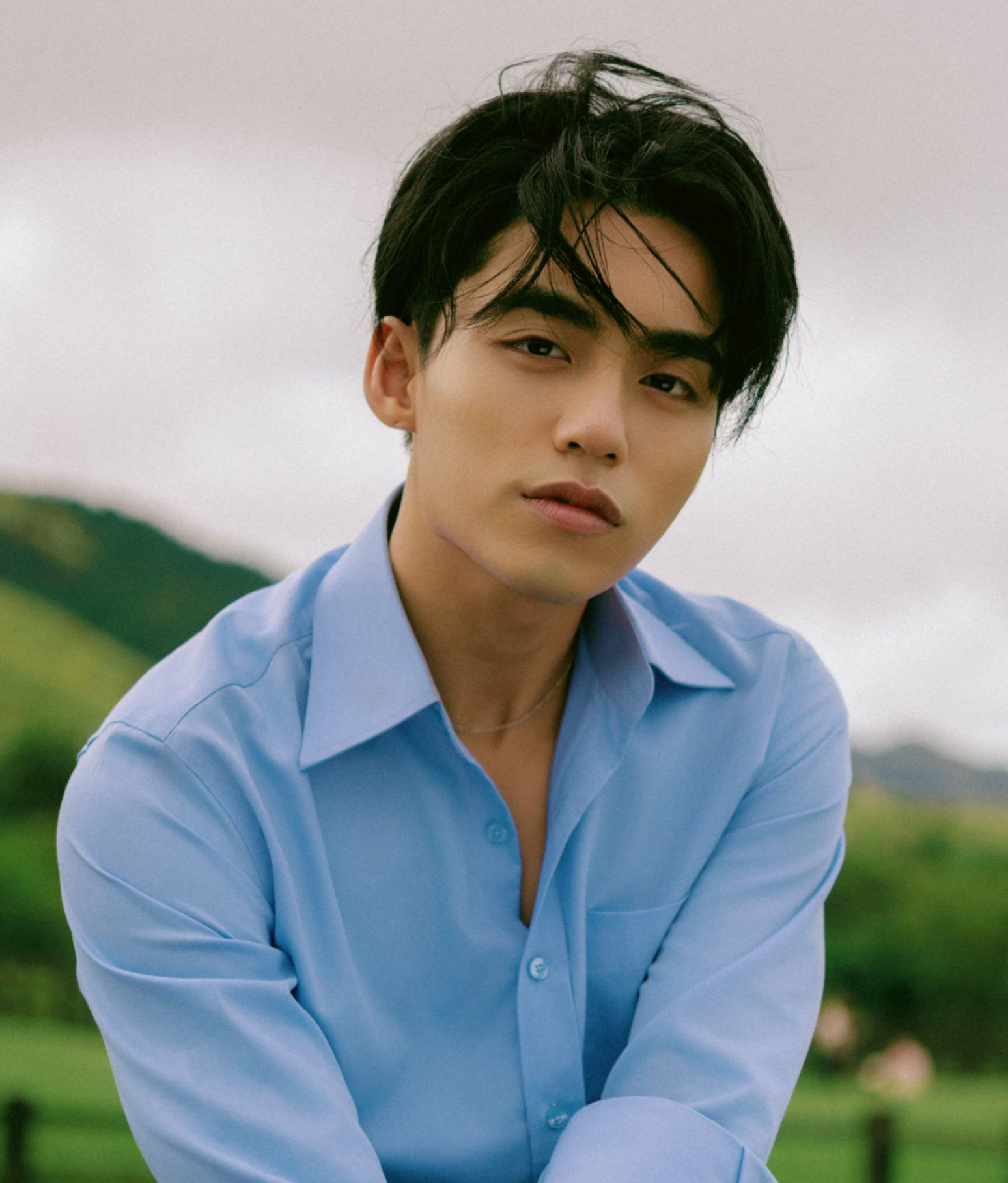 Mono và Myra Trần thất thế.