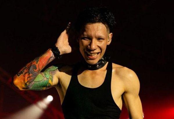 Hieuthuhai bị 2 bản remake vượt mặt. Hieuthuhai bị 2 bản remake vượt mặt.