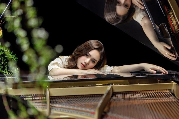 Thùy Chi leo lên vị trí cao nhất từng có ở trending YouTube. Thùy Chi leo lên vị trí cao nhất từng có ở trending YouTube.