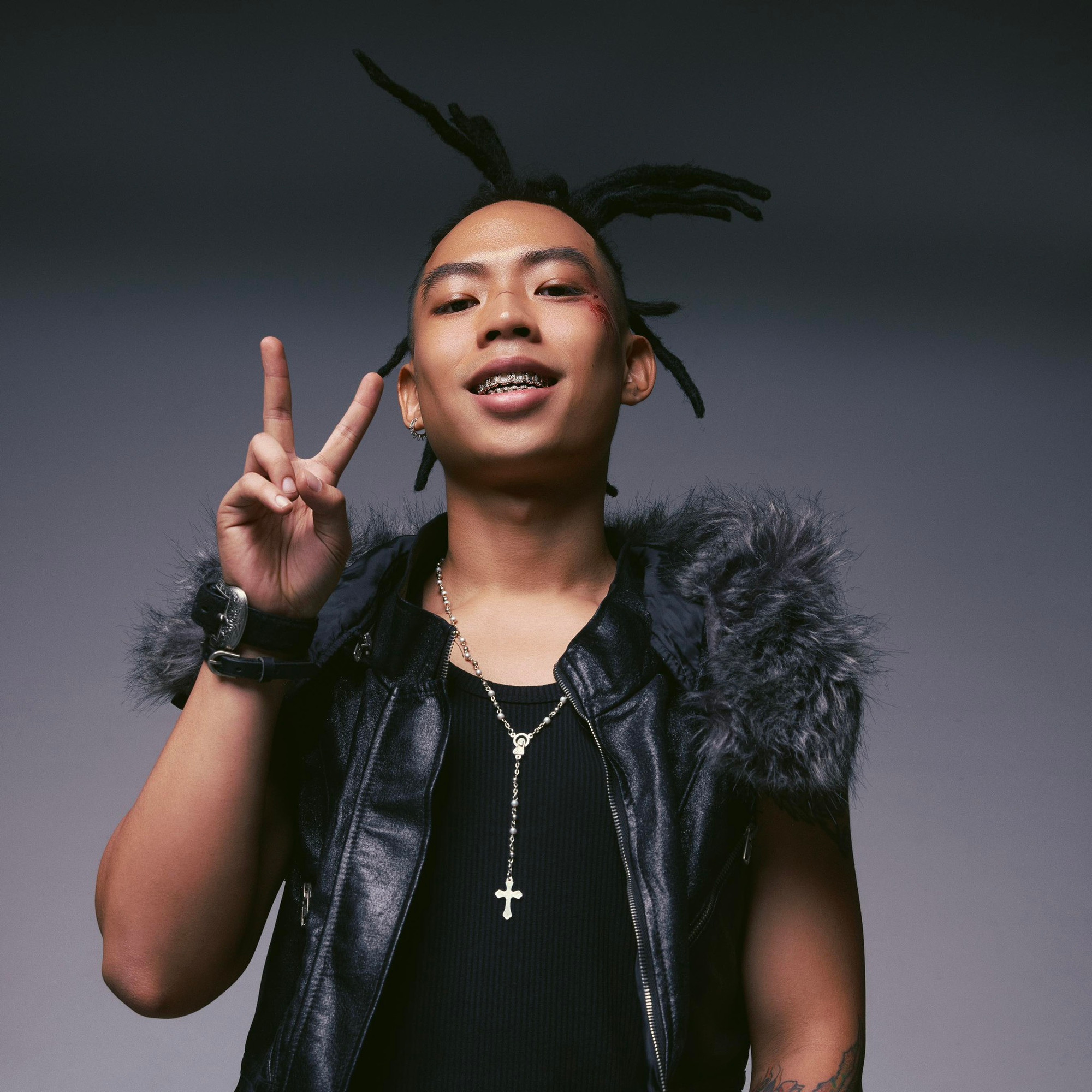 Wxrdie và Gill. Wxrdie và Gill.