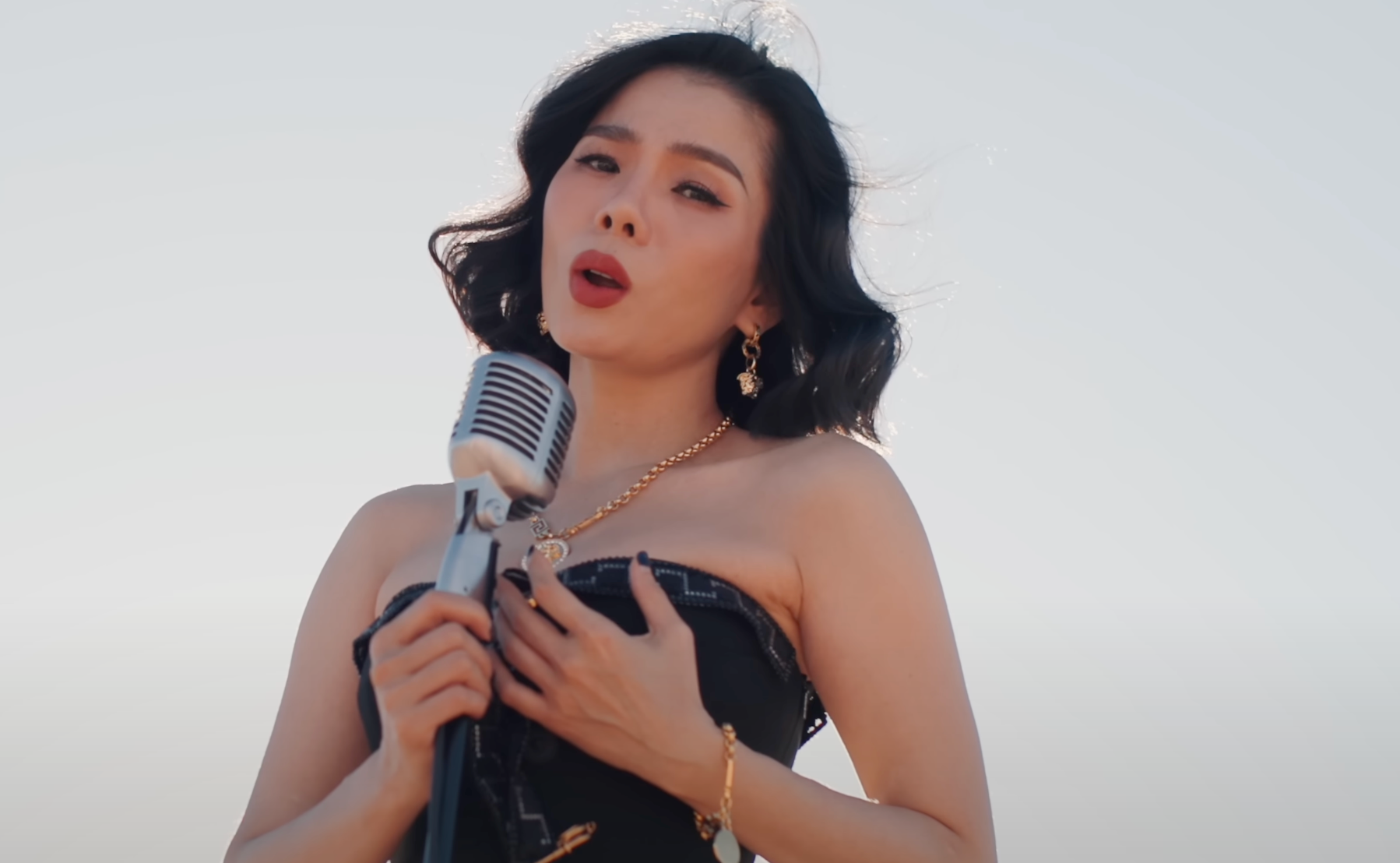 Sản phẩm mới của Lệ Quyên được quay tại Mỹ.