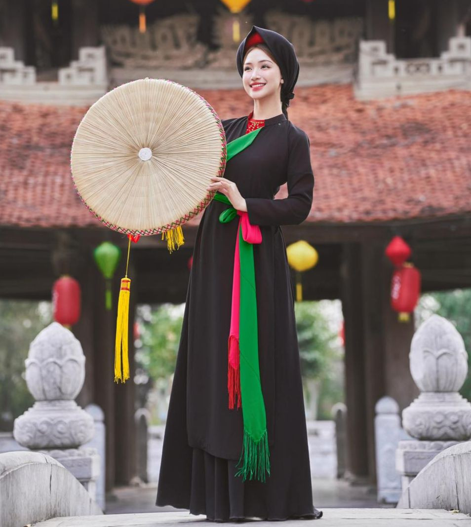 Hòa Minzy thành công khi chọn đúng cộng sự ở cú chuyển mình. Hòa Minzy thành công khi chọn đúng cộng sự ở cú chuyển mình.