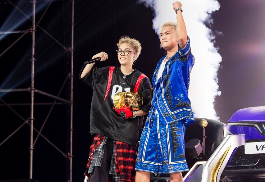 Dangrangto mang nhiều kỳ vọng từ BigDaddy. Dangrangto mang nhiều kỳ vọng từ BigDaddy.