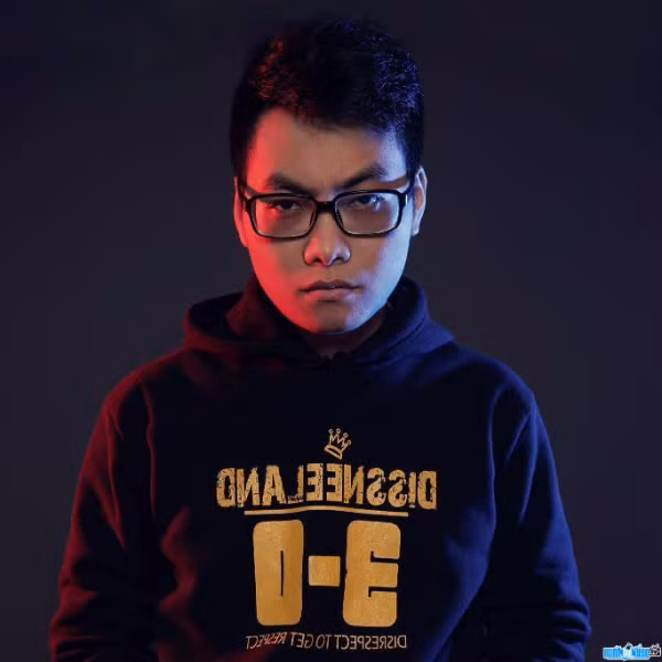 Rapper MC ILL.