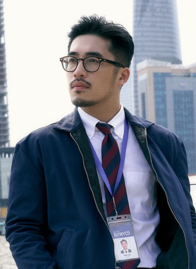 Vũ và Mono gặp khó khăn. Vũ và Mono gặp khó khăn.