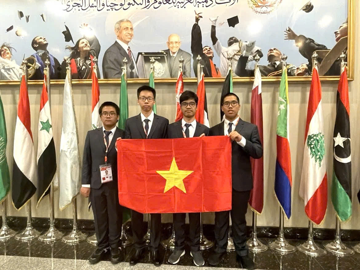 Từ những sân chơi nhỏ đến đấu trường quốc tế, Xuân Bách giữ vững phong độ ghi dấu ấn với thành tích cao nhất. Từ những sân chơi nhỏ đến đấu trường quốc tế, Xuân Bách giữ vững phong độ ghi dấu ấn với thành tích cao nhất.