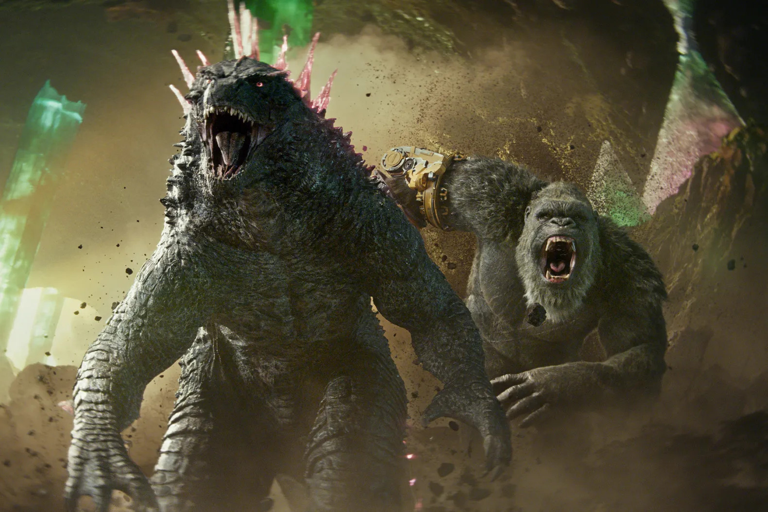 Godzilla x Kong là màn hợp lực thứ hai giữa hai quái thú nổi tiếng nhất của Vũ trụ quái vật. Godzilla x Kong là màn hợp lực thứ hai giữa hai quái thú nổi tiếng nhất của Vũ trụ quái vật.