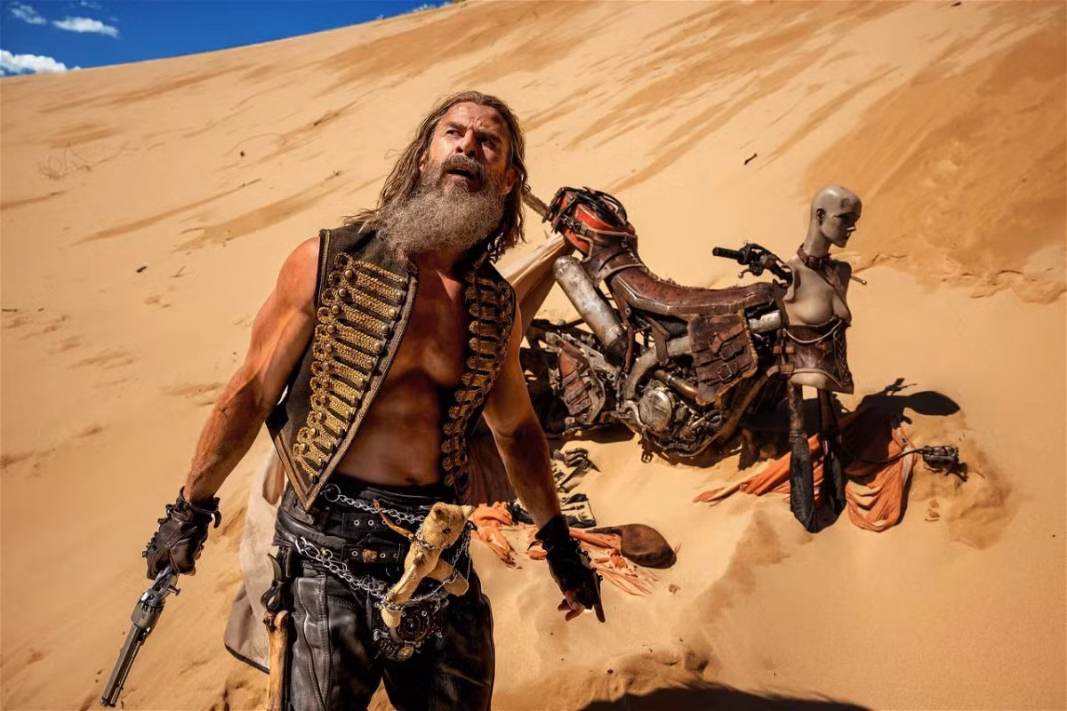Chris Hemsworth thoát vai "Thần Sấm" qua màn thể hiện ấn tượng của Furiosa.