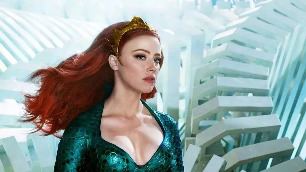 Hình ảnh Amber Heard trong Aquaman và Vương quốc thất lạc.