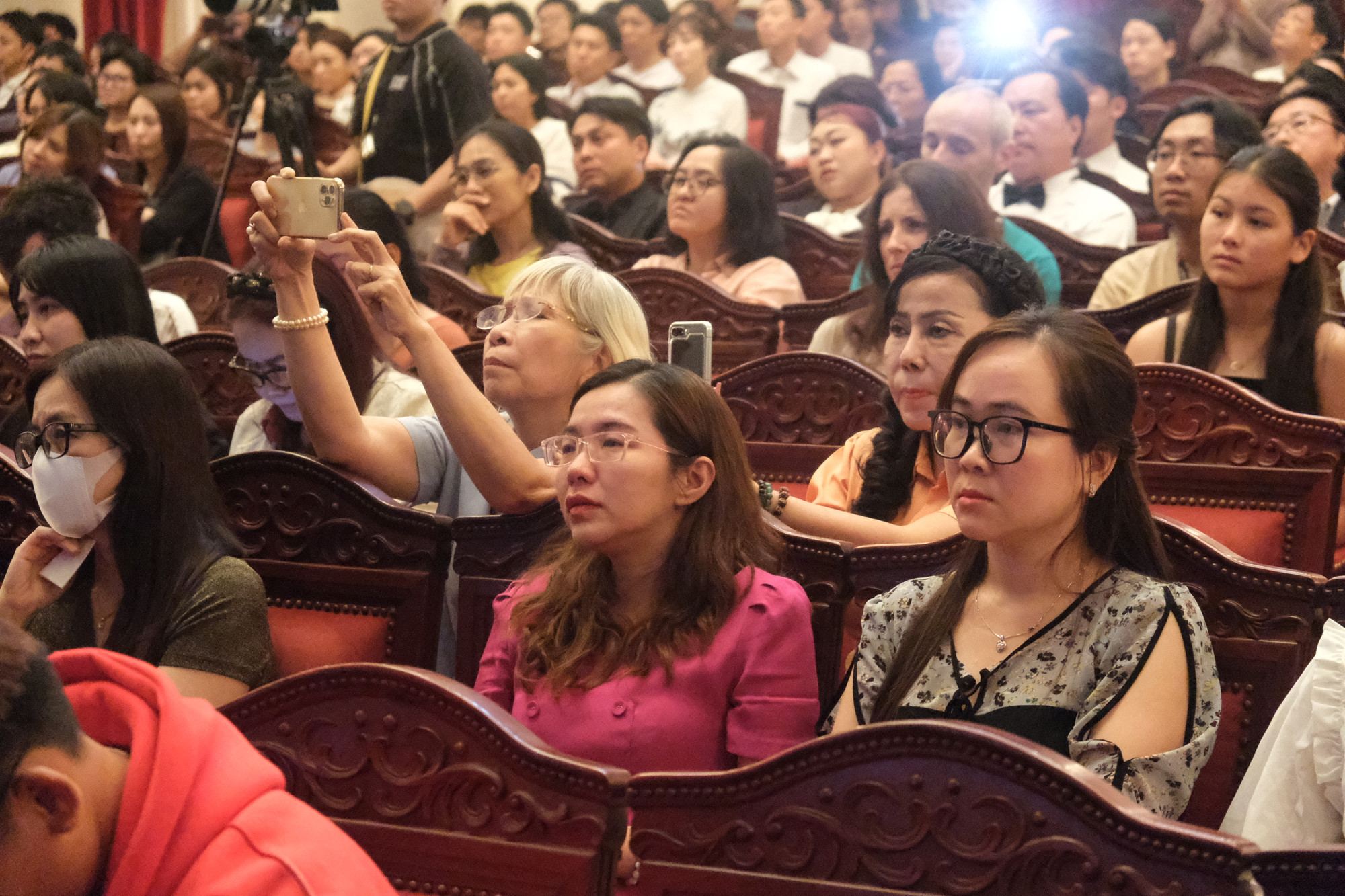 Rất nhiều người đã khóc tại buổi chiếu.