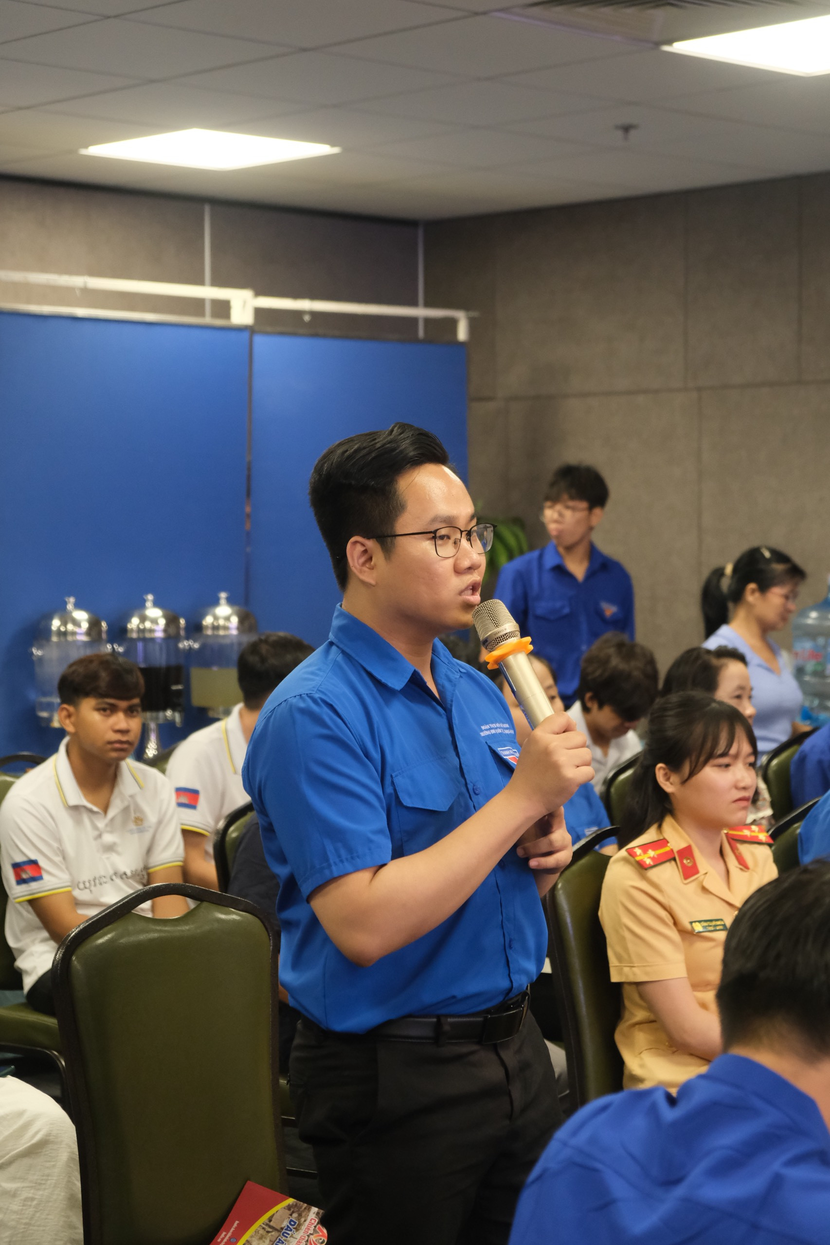 Người trẻ được kỳ vọng sẽ là lực lượng tiên phong trong công tác ngoại giao nhân dân, mang tiếng nói của thế hệ mới, hãnh diện và đầy hoài bão vươn ra toàn cầu. Người trẻ được kỳ vọng sẽ là lực lượng tiên phong trong công tác ngoại giao nhân dân, mang tiếng nói của thế hệ mới, hãnh diện và đầy hoài bão vươn ra toàn cầu.