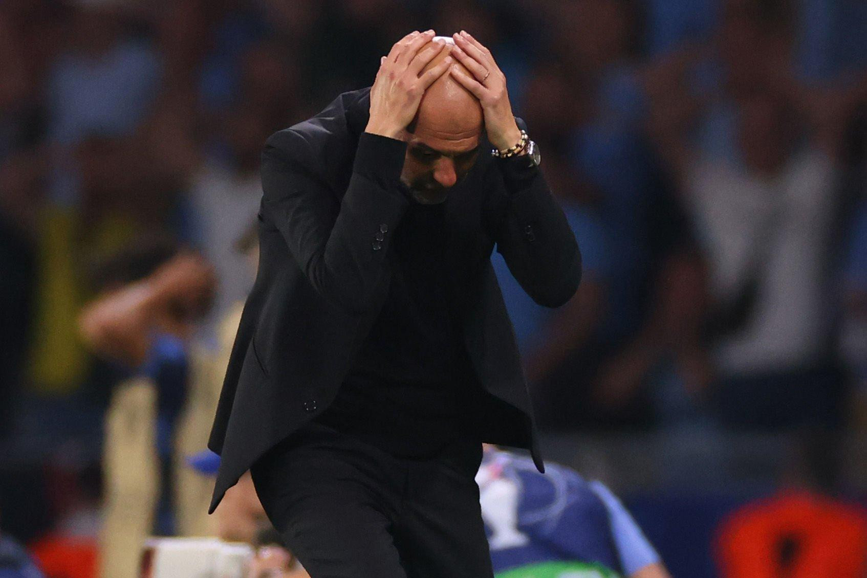Các cung bậc cảm xúc của Guardiola trên đường pitch sân Ataturk. (Ảnh: Getty Images)