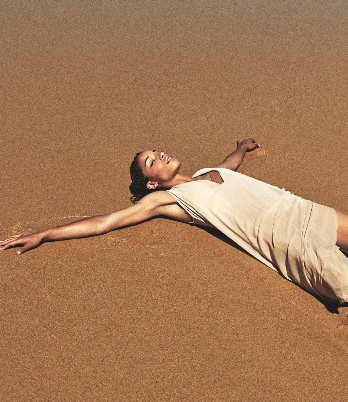 Silva nói rằng sứ mệnh của cô và các đồng đội ở World Cup 2023 là "truyền cảm hứng cho những bé gái Bồ Đào Nha, khuyến khích nhiều trẻ em tham gia chơi bóng hơn nữa để thúc đẩy nền bóng đá nữ phát triển" Silva nói rằng sứ mệnh của cô và các đồng đội ở World Cup 2023 là "truyền cảm hứng cho những bé gái Bồ Đào Nha, khuyến khích nhiều trẻ em tham gia chơi bóng hơn nữa để thúc đẩy nền bóng đá nữ phát triển"