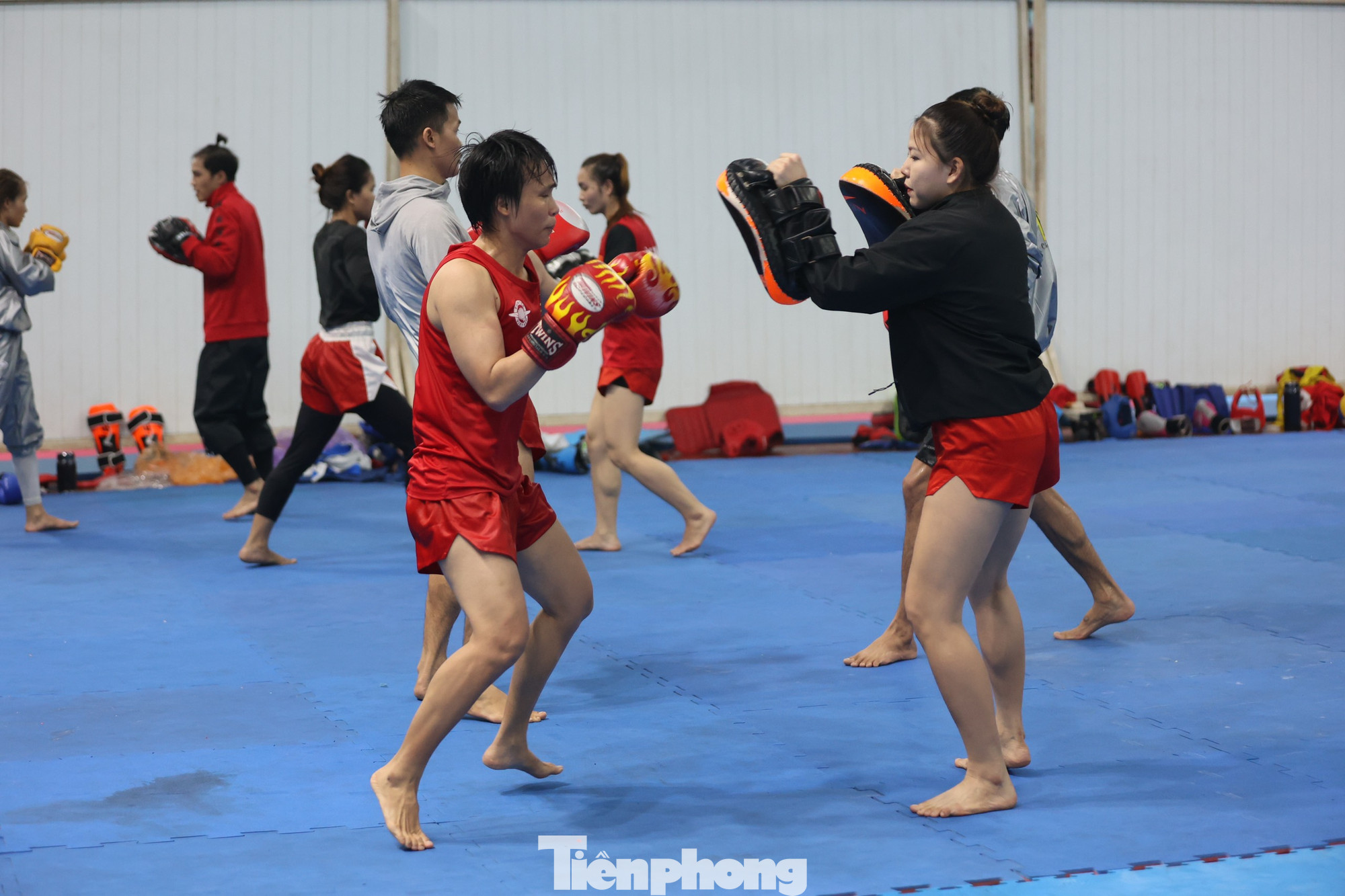 Trước SEA Games 32, Tuyết Mai cùng các đồng đội của đội võ cổ truyền hăng say tập luyện với mục tiêu giành kết quả tốt nhất. Trước SEA Games 32, Tuyết Mai cùng các đồng đội của đội võ cổ truyền hăng say tập luyện với mục tiêu giành kết quả tốt nhất.