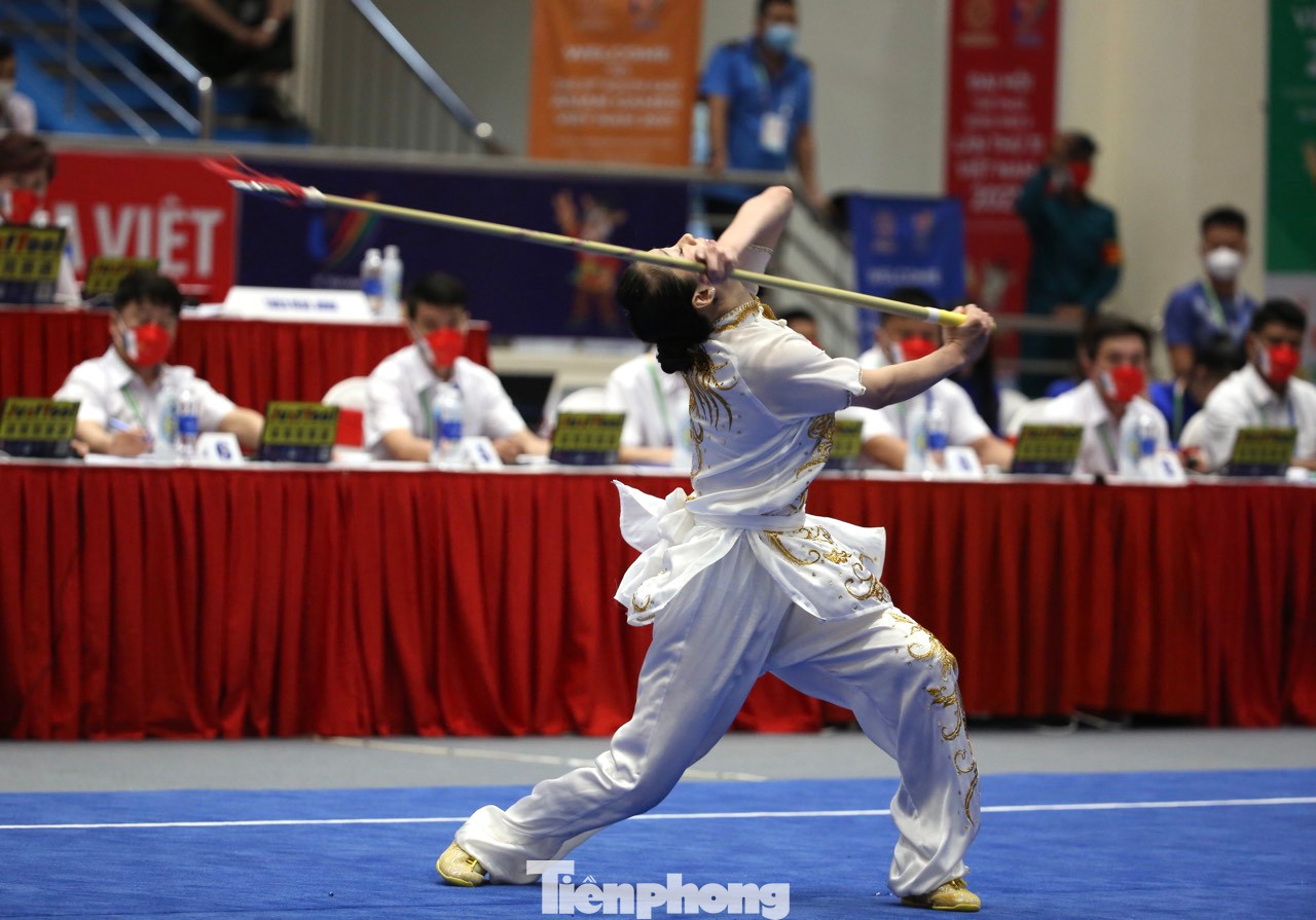 Là người thi đấu nhiều năm, kinh qua 4 kỳ SEA Games và nhiều giải quốc tế khác, Thúy Vi nói rằng "mọi VĐV khi tham dự các giải đấu đều có áp lực riêng, chỉ là ít hay nhiều".