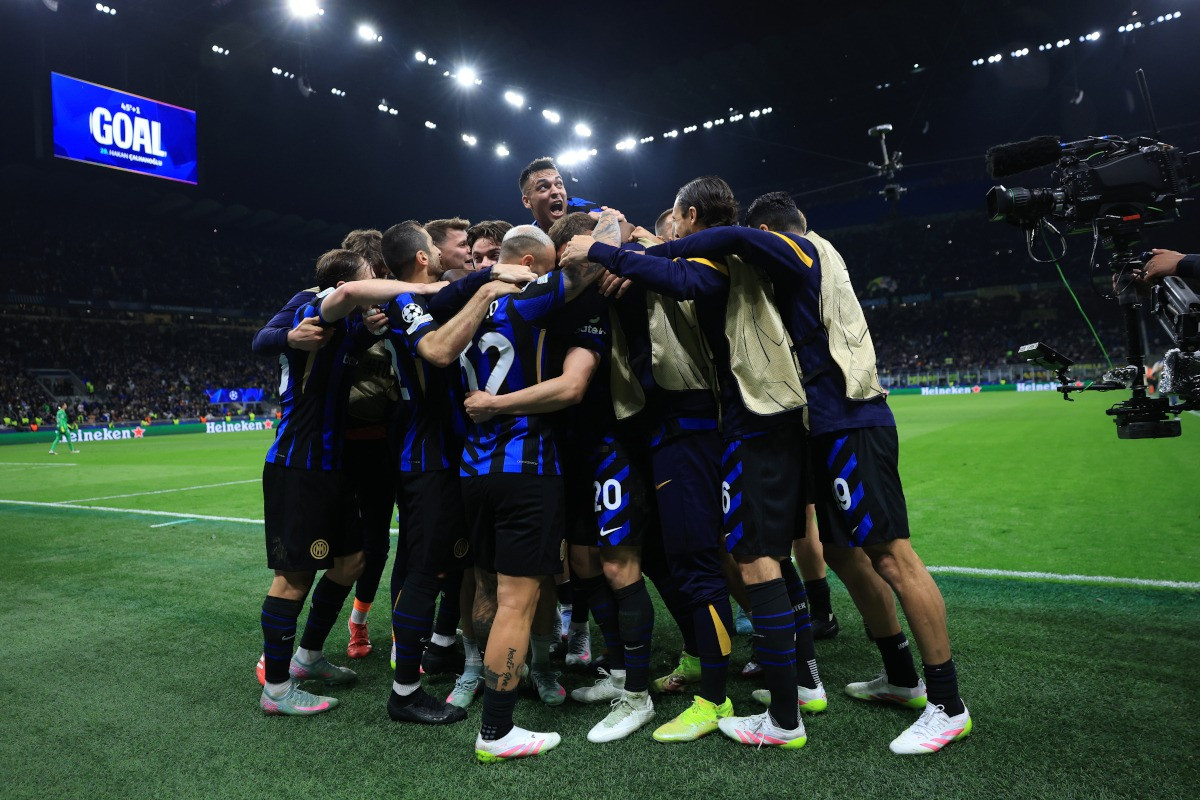 Trước khi phép thuật được tạo ra, nhiều người đã nghĩ về sự kết thúc với Inter. Trước khi phép thuật được tạo ra, nhiều người đã nghĩ về sự kết thúc với Inter.