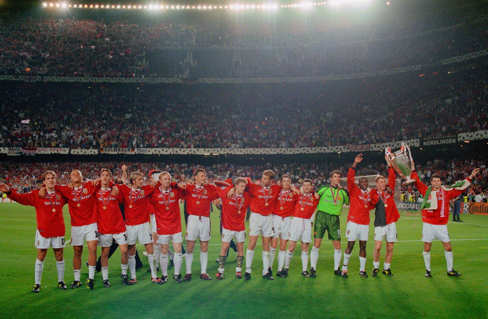 MU giành cú ăn 3 năm 1999. (Ảnh: Getty Images)