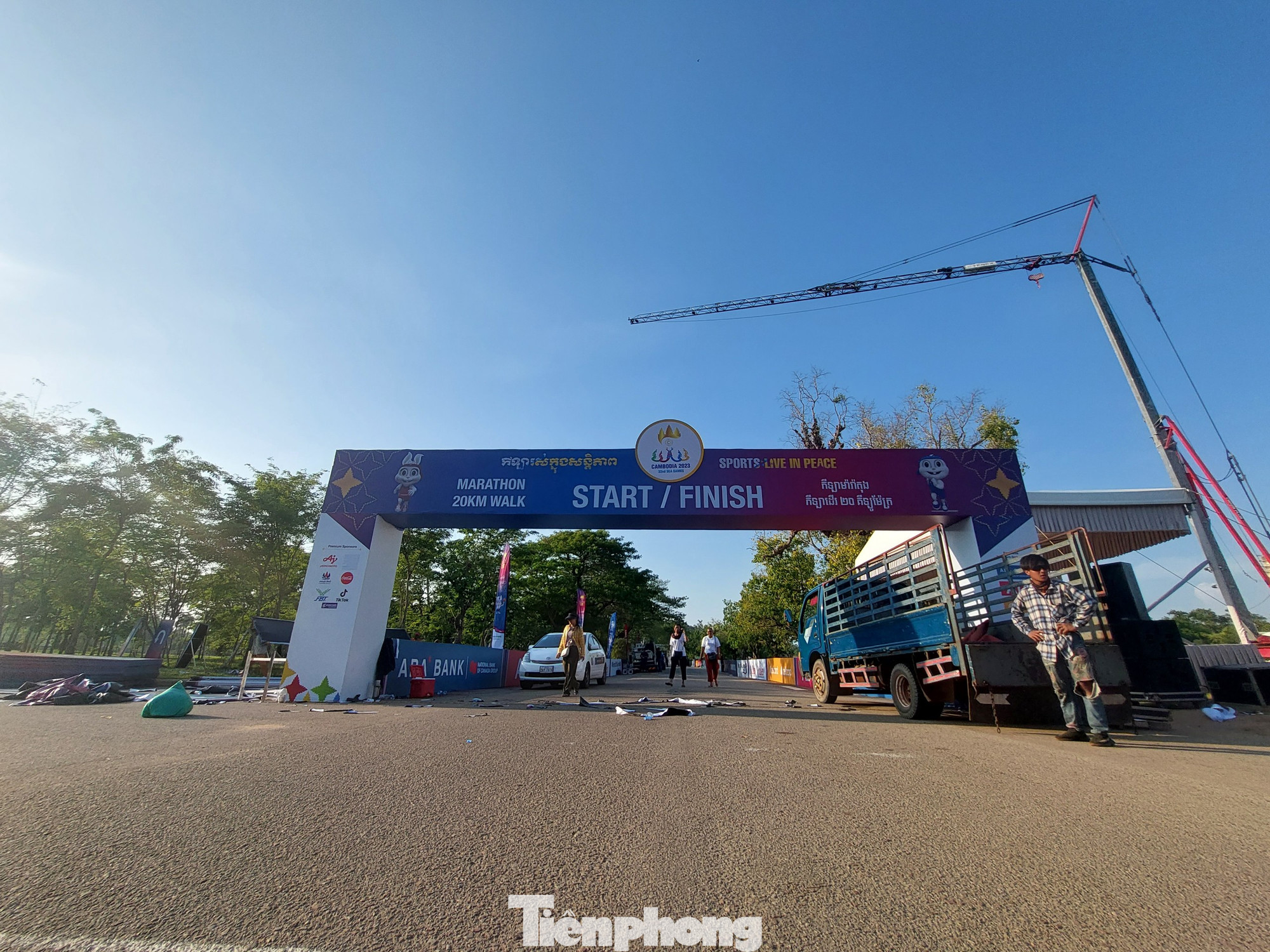 Khu vực xuất phát của các VĐV nội dung Marathon và đi bộ 20km ngày 6/5. Khu vực xuất phát của các VĐV nội dung Marathon và đi bộ 20km ngày 6/5.