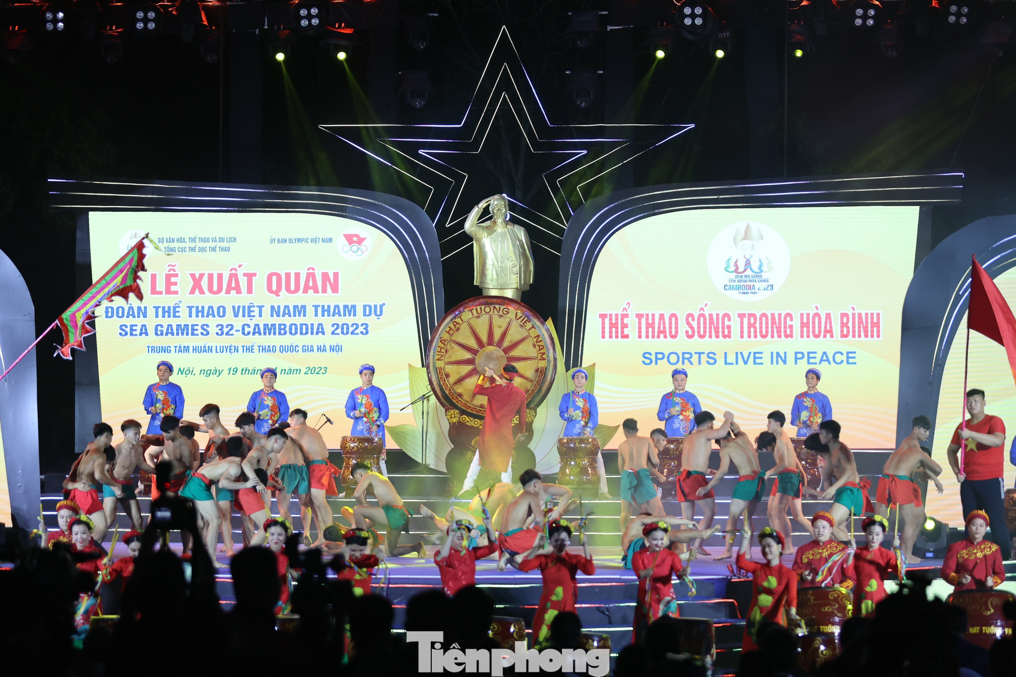 Đoàn Thể thao Việt Nam dự SEA Games 32 với 1.003 thành viên, trong đó có 702 vận động viên, 189 huấn luyện viên, tham dự 30/36 môn thể thao với 447/583 nội dung thi đấu, phấn đấu duy trì vị trí ở tốp đầu.