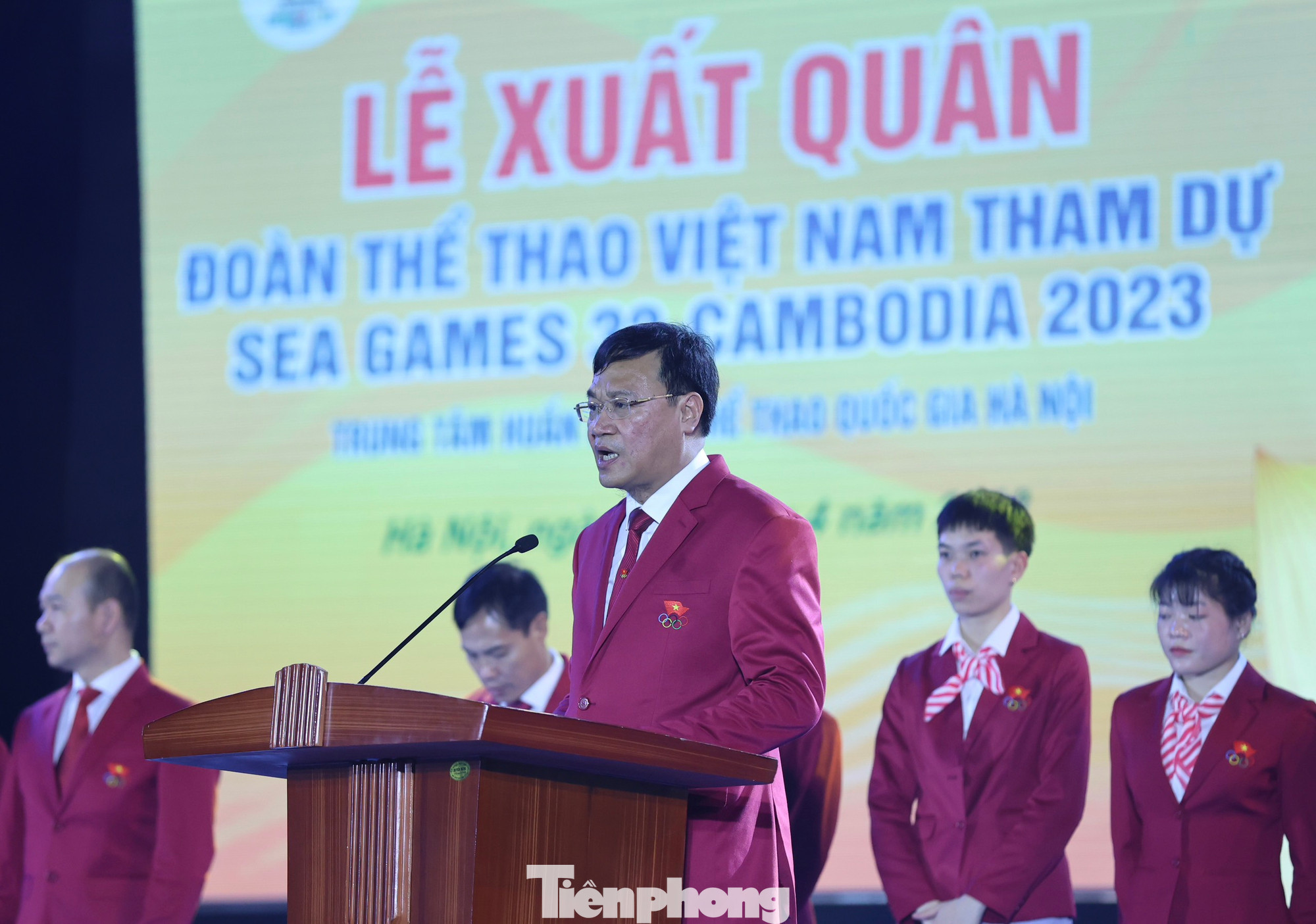 Thay mặt Đoàn Thể thao Việt Nam, Trưởng đoàn Thể thao Việt Nam tại SEA Games 32 Đặng Hà Việt bày tỏ lời cảm ơn chân thành tới các đồng chí lãnh đạo Đảng, Nhà nước, Quốc hội, Chính phủ đặc biệt là sự quan tâm sâu sắc của Phó Thủ tướng Lê Minh Khái trong buổi lễ, và sự quan tâm của các đồng chí lãnh đạo cùng toàn thể nhân dân sẽ tạo niềm tin mạnh mẽ, tiếp sức cho Đoàn trên con đường thực hiện mục tiêu đề ra.