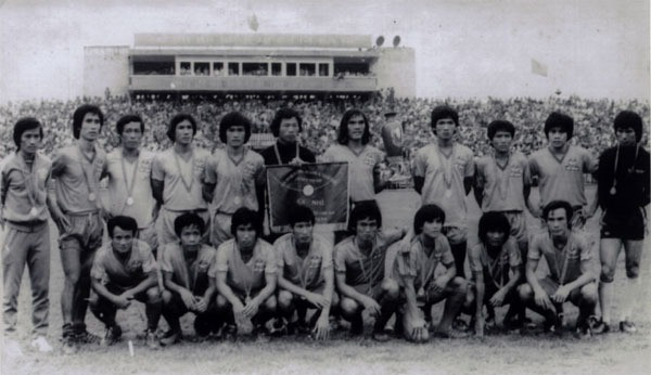 ĐT bóng đá miền Nam Việt Nam từng vô địch SEAP Games năm 1959 và hai đội Cảng Sài Gòn, Hải Quan được thành lập năm 1975. ĐT bóng đá miền Nam Việt Nam từng vô địch SEAP Games năm 1959 và hai đội Cảng Sài Gòn, Hải Quan được thành lập năm 1975.