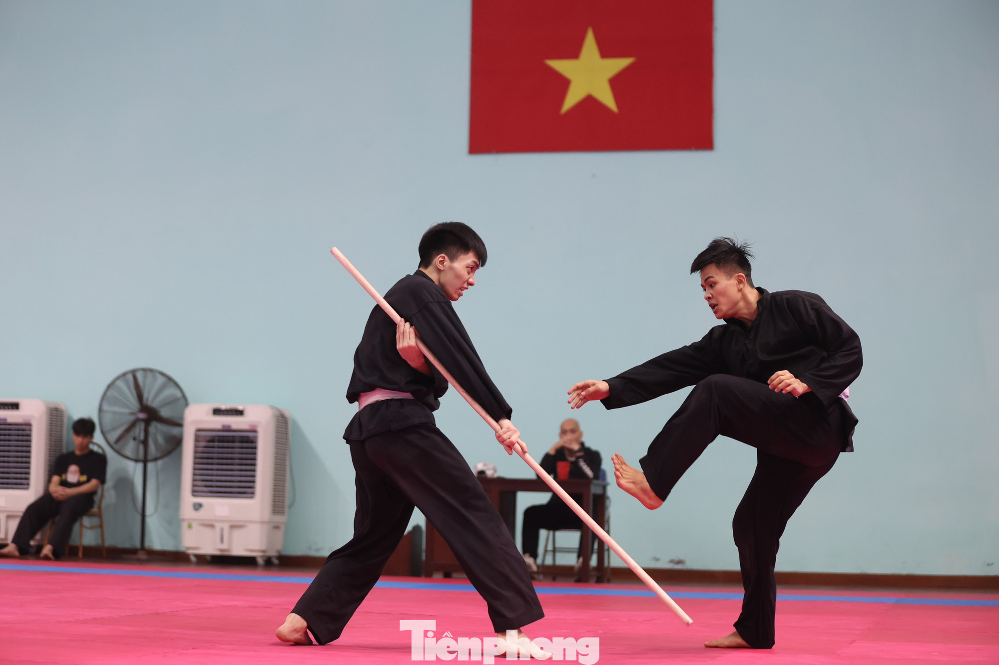 Hiện khoảng 2/3 tuyển thủ Pencak silat Việt Nam là những người trẻ, lần đầu tham dự SEA Games 32. Hiện khoảng 2/3 tuyển thủ Pencak silat Việt Nam là những người trẻ, lần đầu tham dự SEA Games 32.