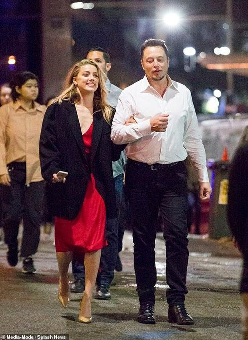 Johnny Depp và vợ cũ "chiến đấu" tại tòa: Johnny phản ứng lạ khi nghe tên  tỷ phú Elon Musk | Báo điện tử Tiền Phong
