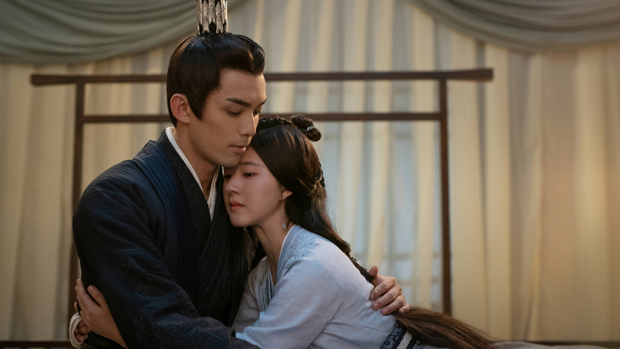 Tinh hán xán lạn do Triệu Lộ Tư và Ngô Lỗi đóng chính là tác phẩm hot nhất nhì màn ảnh Hoa ngữ năm 2022.