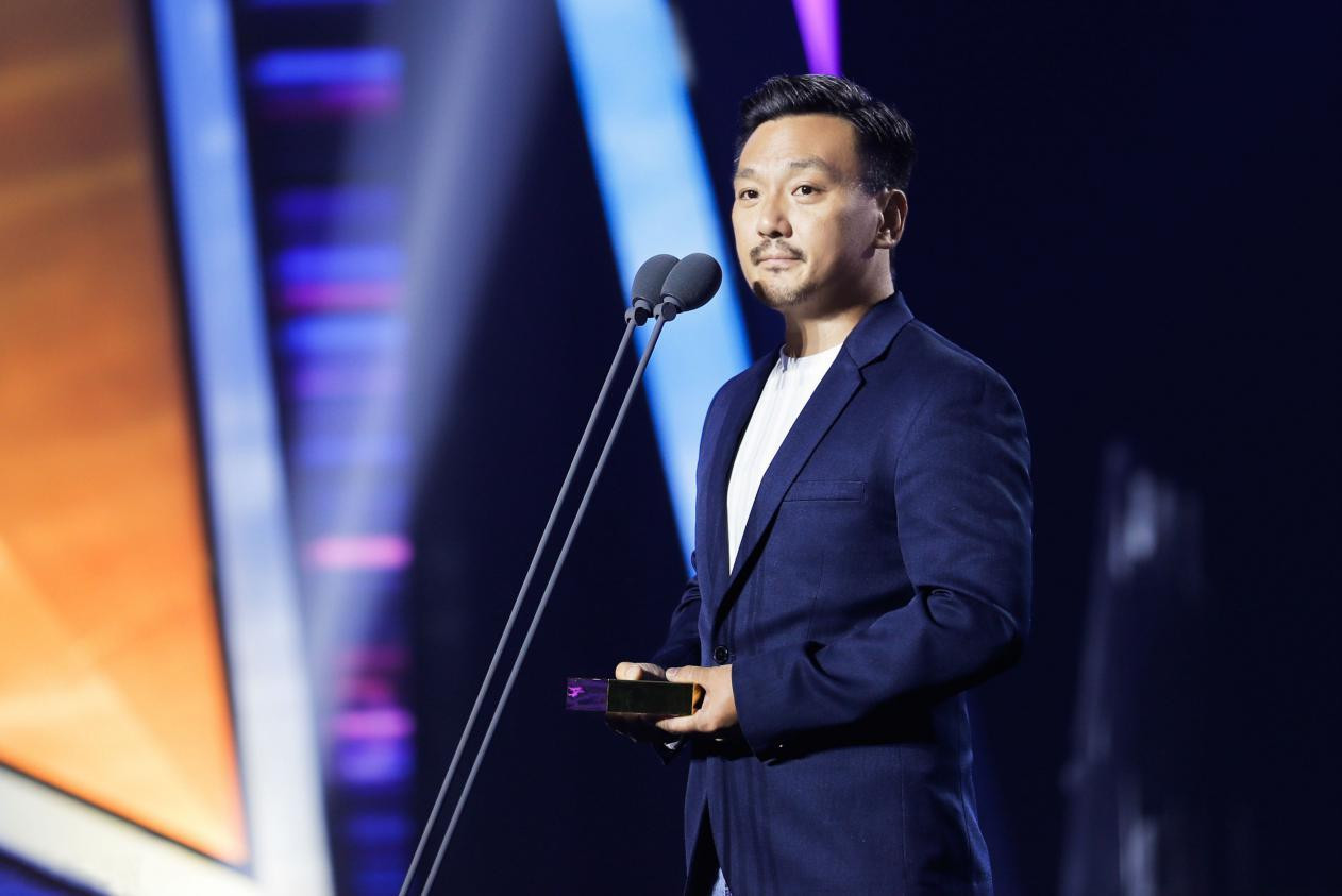 Đạo diễn Phí Chấn Tường đang là cái tên được săn đón trong giới làm phim Hoa ngữ nhờ khả năng chỉ đạo xuất sắc, tác phẩm nào cũng chất lượng.