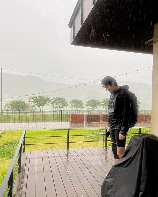 &apos;Kiệt tác 50 tỷ won&apos; Lee Min Ho của Ask the Stars, sẽ gặp lại khán giả trong bộ phim điện ảnh giả tưởng Omniscient Reader&apos;s Viewpoint, dựa trên một bộ truyện tranh trực tuyến nổi tiếng khởi chiếu vào tháng Bảy.