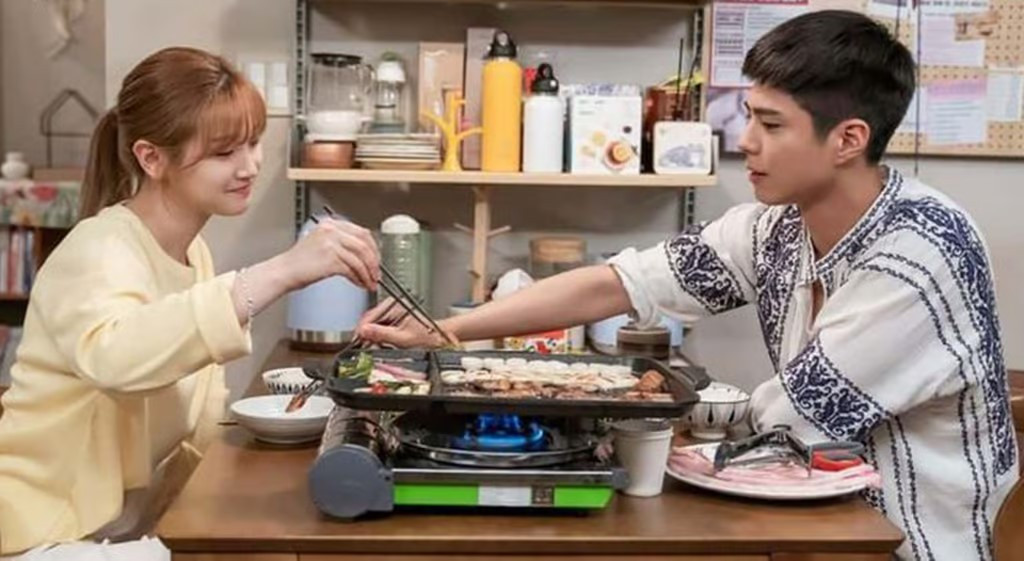 Năm 2020, Park đóng vai chính cùng Park So Dam và Hyun Woo Seok trong bộ phim tình cảm dành cho thanh xuân Record of Youth. Bộ phim theo chân những nhân vật trẻ cố gắng theo đuổi ước mơ của mình trong ngành giải trí bất chấp những thách thức mà họ gặp phải trên đường đi. Nhân vật của Park là một người mẫu xuất thân từ một gia đình nghèo, mơ ước trở thành một &apos;ngôi sao&apos; hàng đầu.