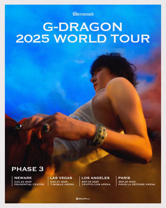 Chuyến lưu diễn vòng quanh thế giới này đang thu hút sự chú ý vì sử dụng nhiều công nghệ khác nhau bao gồm công nghệ trí tuệ nhân tạo của công ty giải trí AI Galaxy Corporation, cũng như dàn dựng sân khấu hoành tráng và các buổi biểu diễn chất lượng cao dựa trên âm thanh ban nhạc thực tế. Hơn nữa, G-Dragon đã đi xe đạp rồng trong các buổi biểu diễn ở Tokyo và Osaka, và lần đầu tiên trong chuyến lưu diễn, anh đã đi 'Übermancy Arm Crane' (cần cẩu) trong buổi biểu diễn ở Ma Cao, giới thiệu nhiều sự kiện khác nhau phù hợp với đặc điểm của các phòng hòa nhạc, khiến người hâm mộ càng phấn khích hơn.