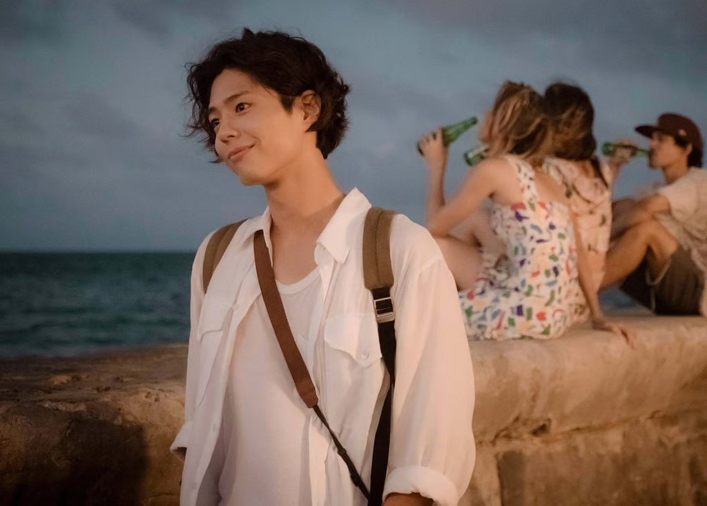 Năm 2018, Park một lần nữa đảm nhận vai diễn lãng mạn trong bộ phim tình cảm Encounter cùng Song Hye Kyo. Anh vào vai một chàng trai trẻ phóng khoáng gặp người phụ nữ bị mắc kẹt bởi những kỳ vọng của xã hội trong chuyến đi đến Cuba. Tình cờ, họ gặp lại nhau ở Hàn Quốc. Mặc dù có tình cảm với nhau, nhưng vị trí tương phản trong xã hội khiến việc theo đuổi một mối quan hệ tình cảm trở nên khó khăn.