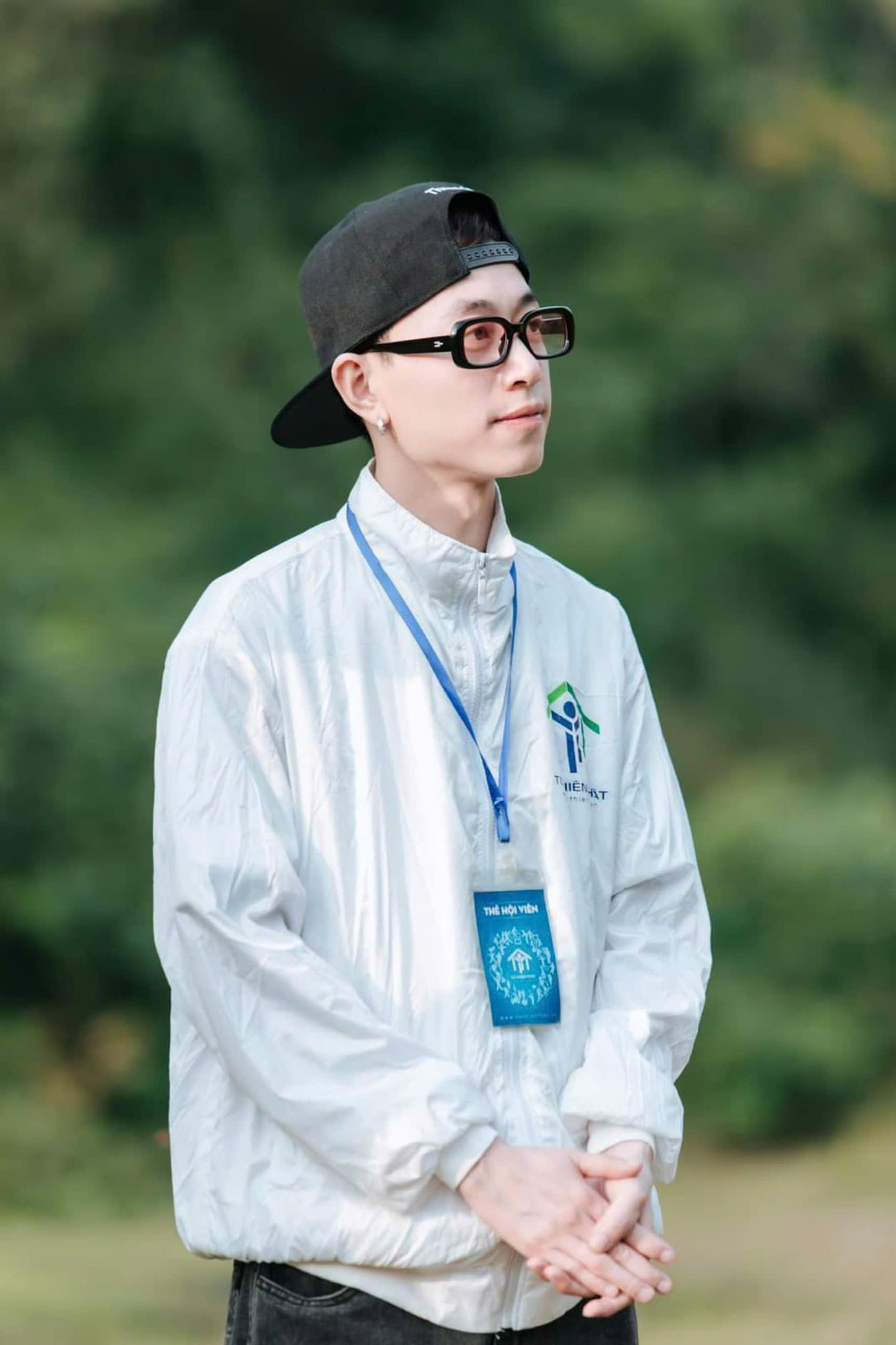 “Nếu bạn yêu nơi mình sinh ra, yêu bản sắc văn hóa của mình, hãy tìm cách gìn giữ và phát huy nó theo cách riêng của bạn”, Double2T nói.