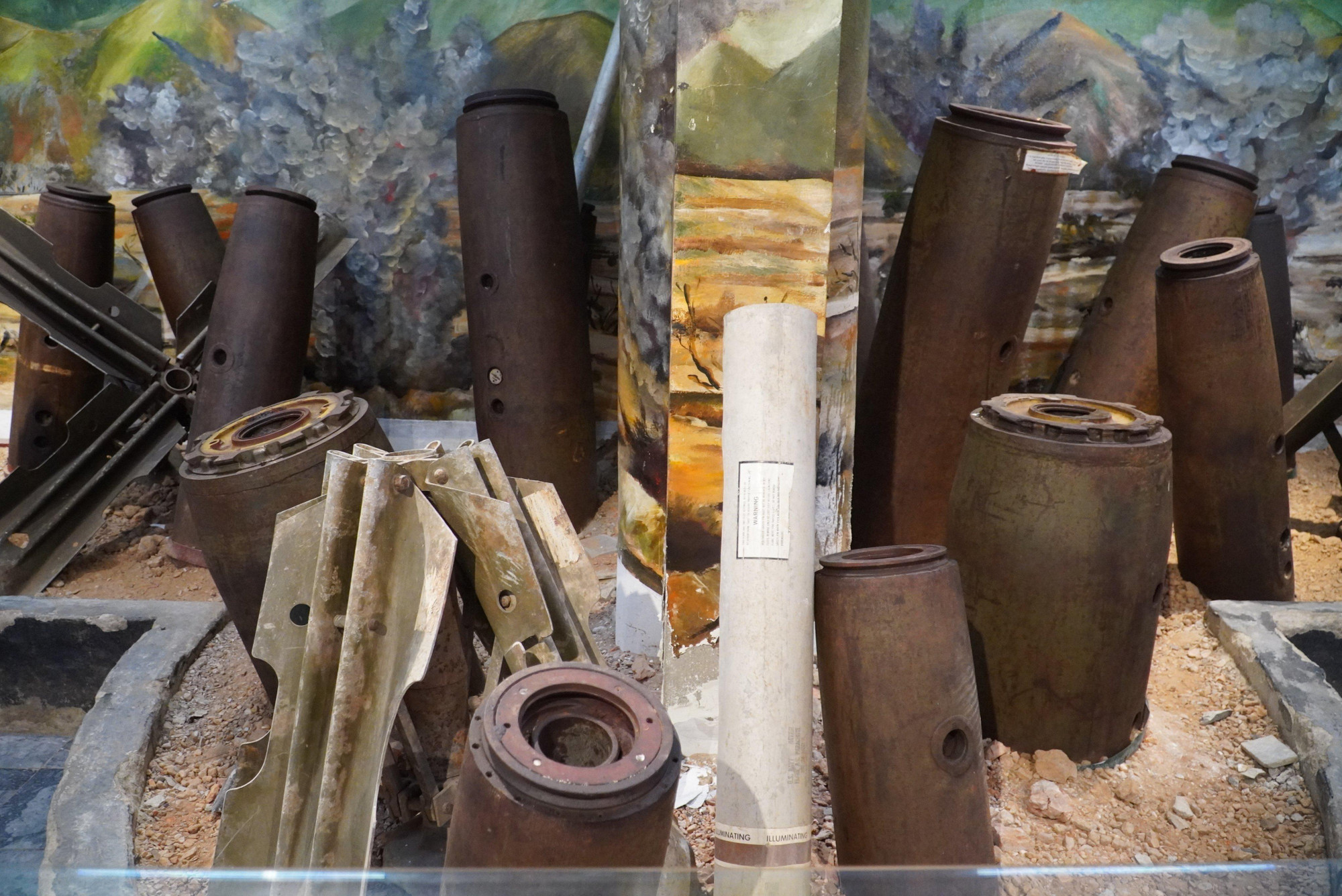 Từ hiện vật này, những câu chuyện về một thời hoa lửa hiện về khiến lòng người lắng lại.