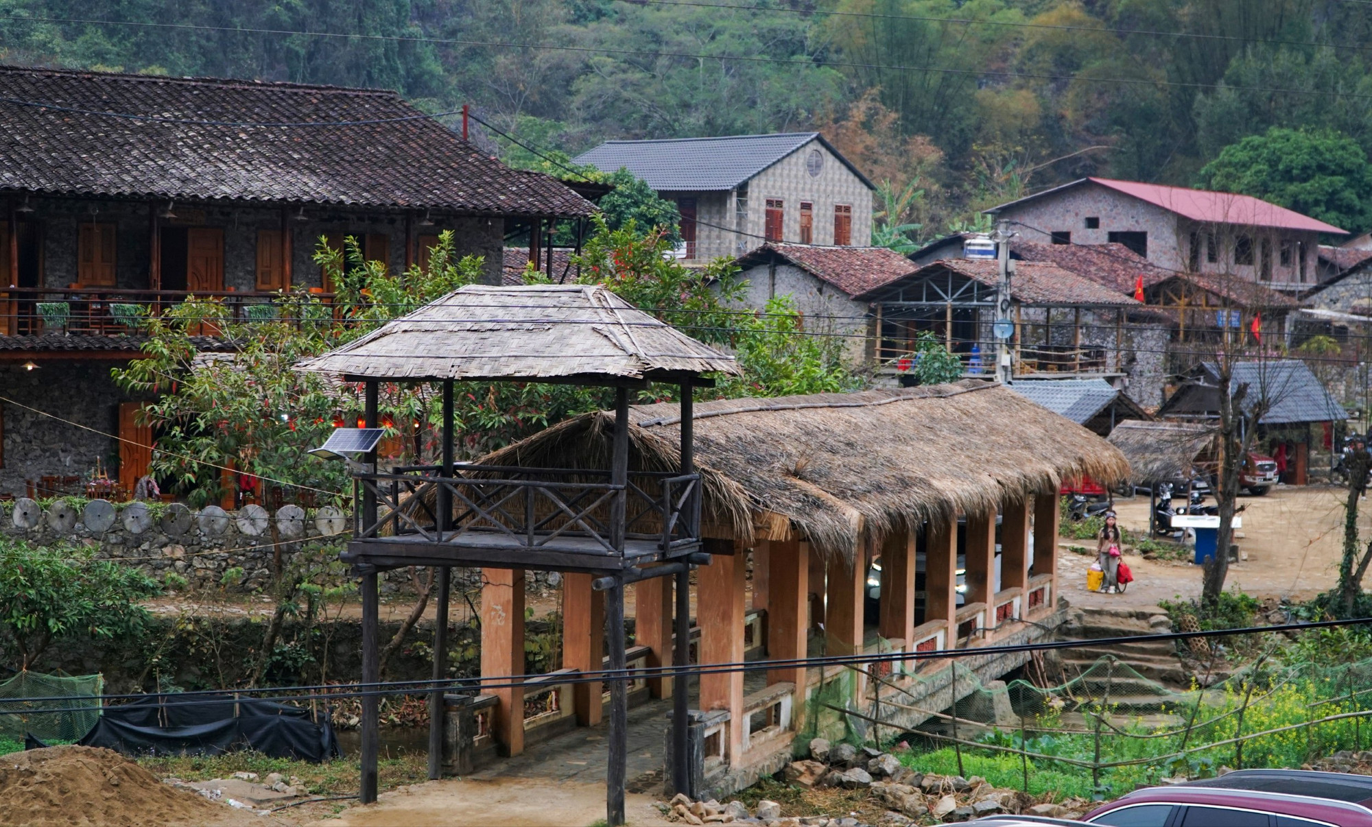 Vẻ bình yên 'làng đá nở hoa' trăm tuổi ở Cao Bằng | Báo điện tử Tiền Phong