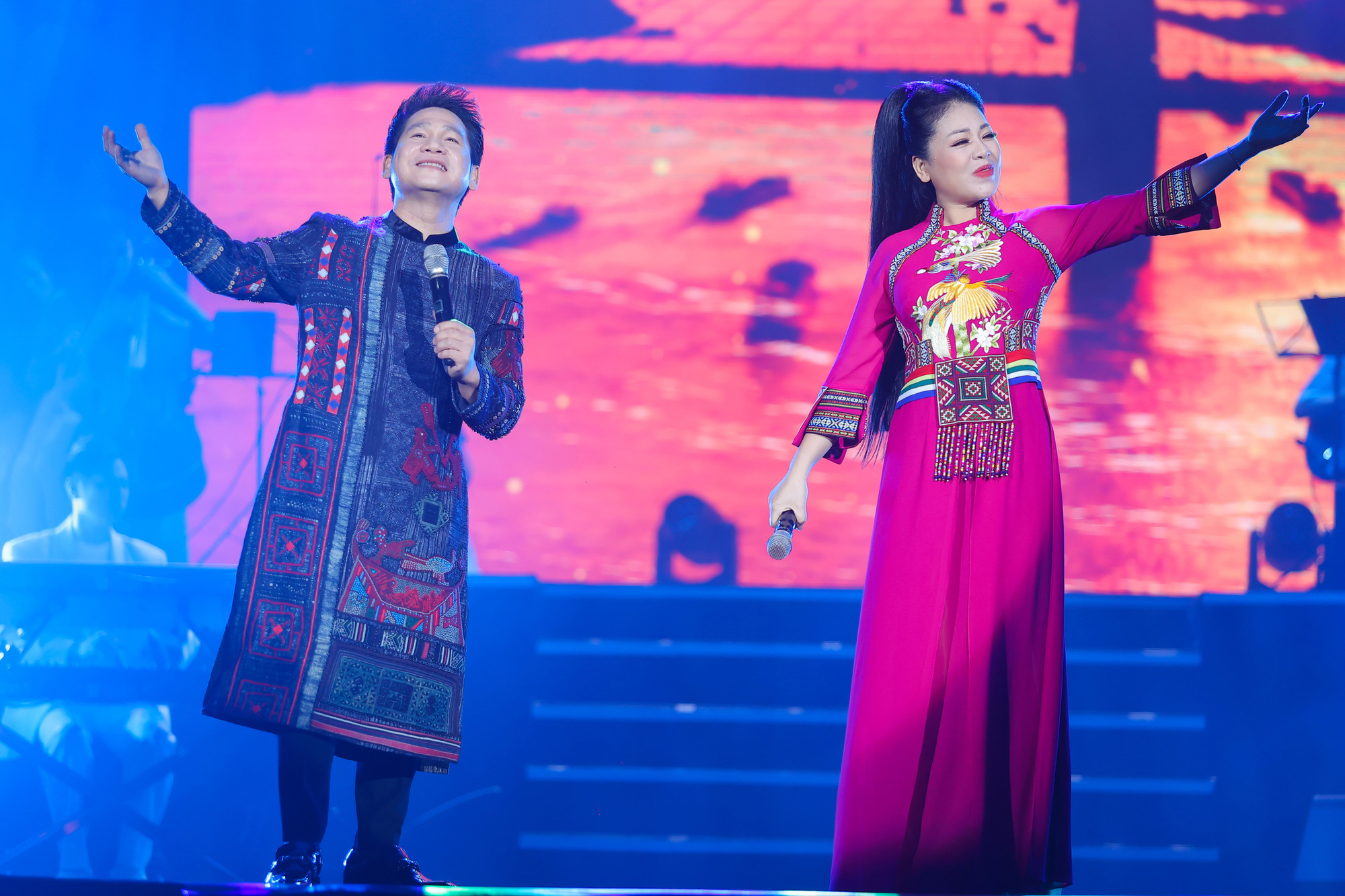 Anh Thơ - Trọng Tấn không ngừng bứt phá sau hơn 20 năm ca hát. Ảnh: BTC Anh Thơ - Trọng Tấn không ngừng bứt phá sau hơn 20 năm ca hát. Ảnh: BTC