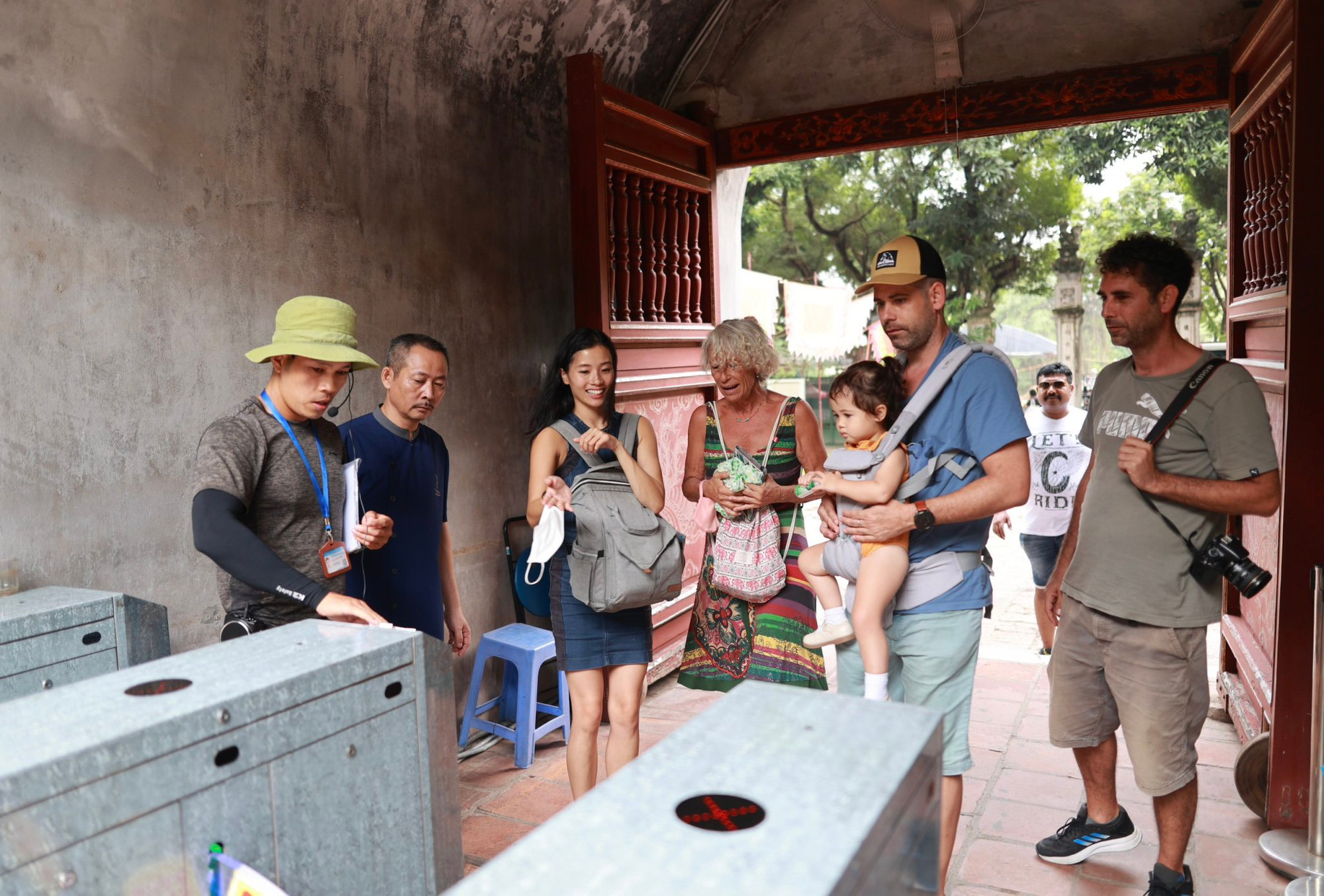 Di tích quốc gia đặc biệt Văn Miếu - Quốc Tử Giám là một trong những thiết chế văn hóa, giáo dục tầm cỡ nhằm lan tỏa những giá trị văn hóa, lịch sử vừa là điểm du lịch hấp dẫn bậc nhất Thủ đô với nhiều hoạt động tham quan và trải nghiệm phong phú.