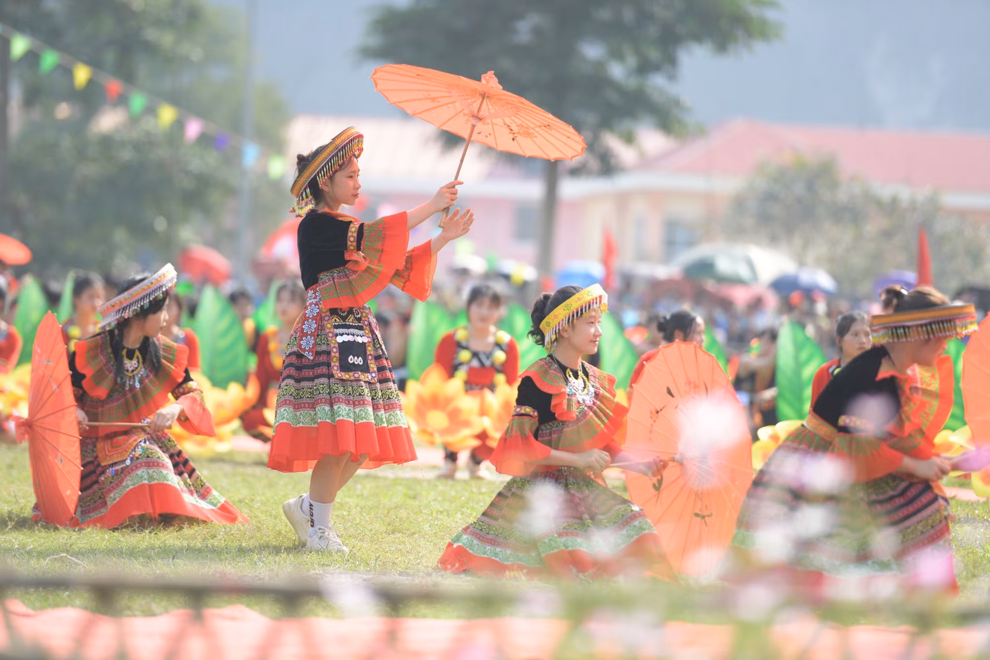 Cần thêm những thiết chế mang tính biểu tượng, đặc trưng mỗi vùng miền