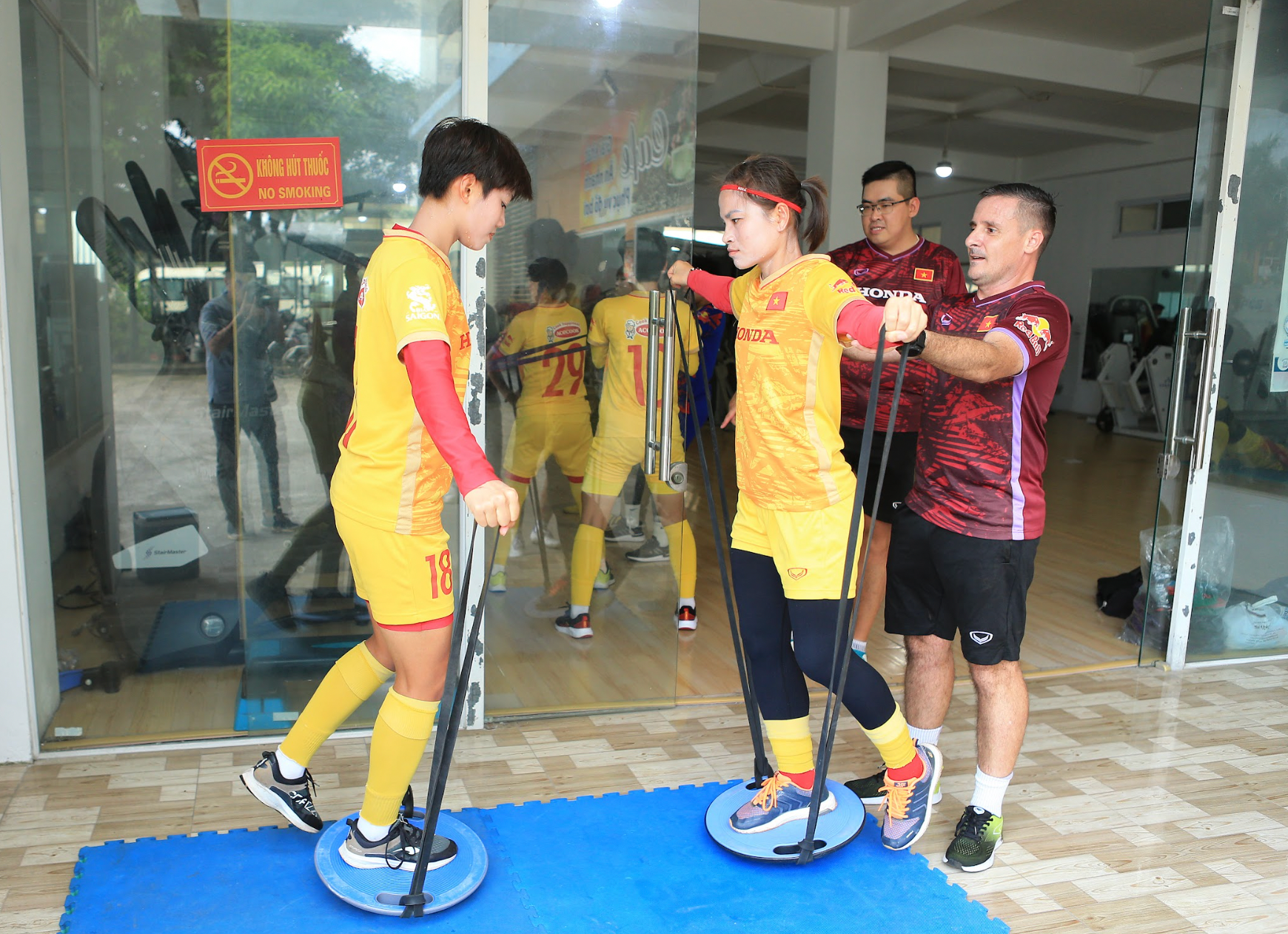 Đối thủ của đội tuyển nữ Việt Nam ở World Cup 2023 đều là những đội bóng có thể hình, thể lực vượt trội.