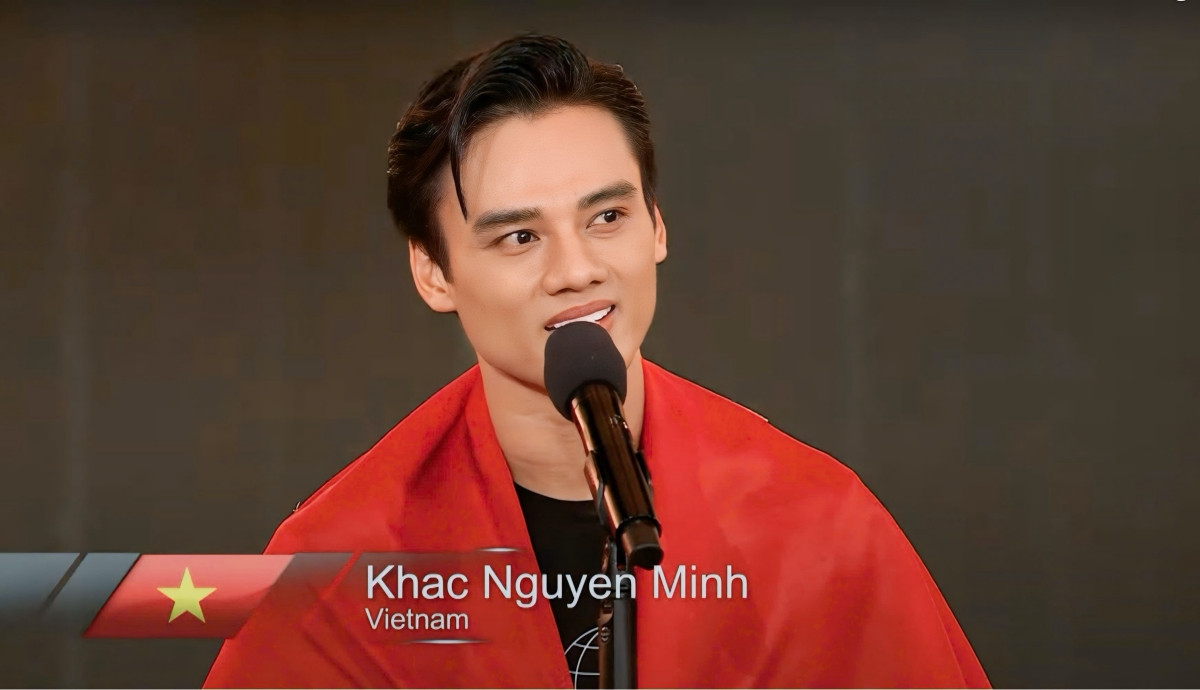 Minh Khắc mừng sinh nhật đặc biệt cùng dàn thí sinh Mister
